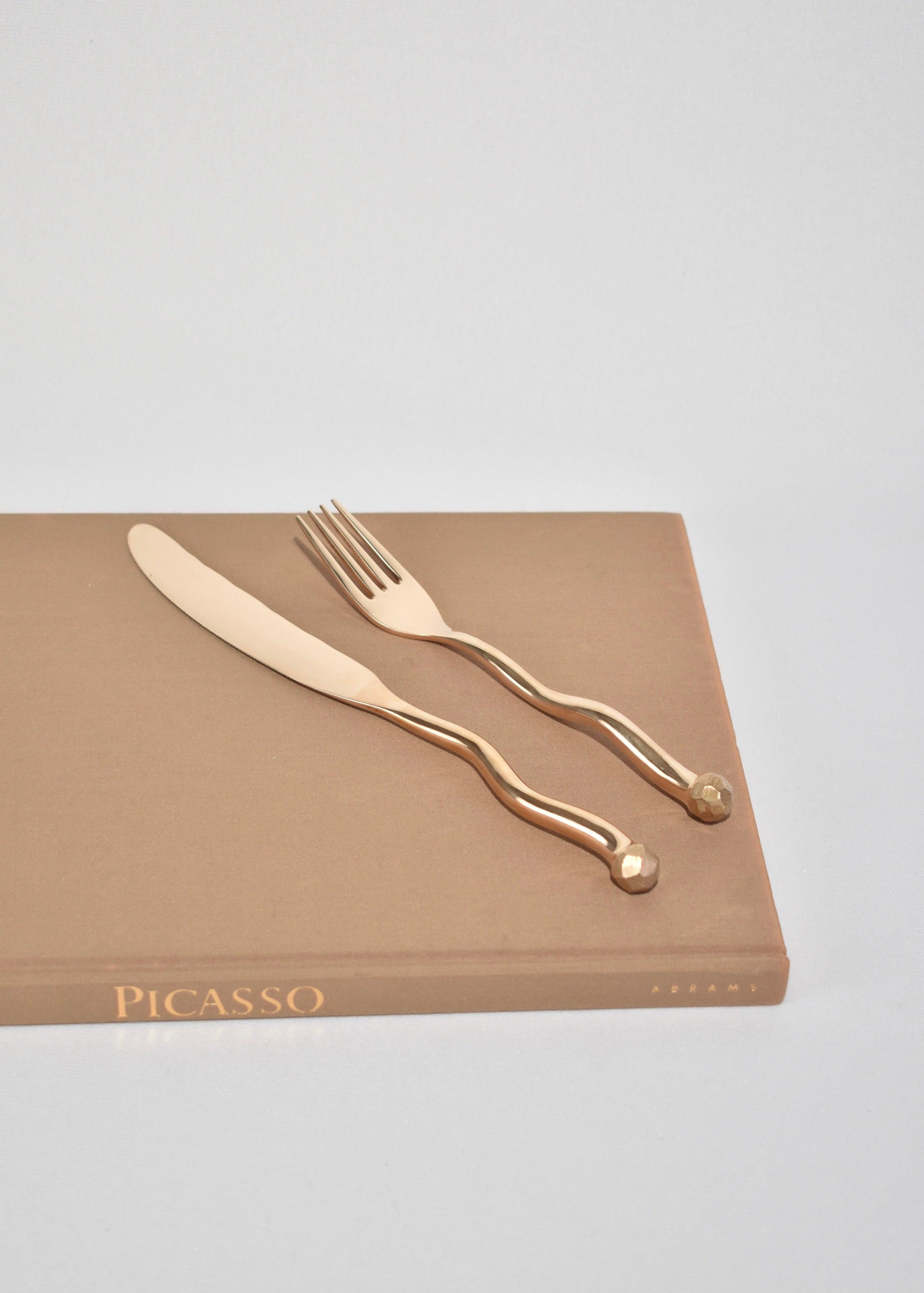 Indian Sphere 5-Piece Flatware Set in Bronze