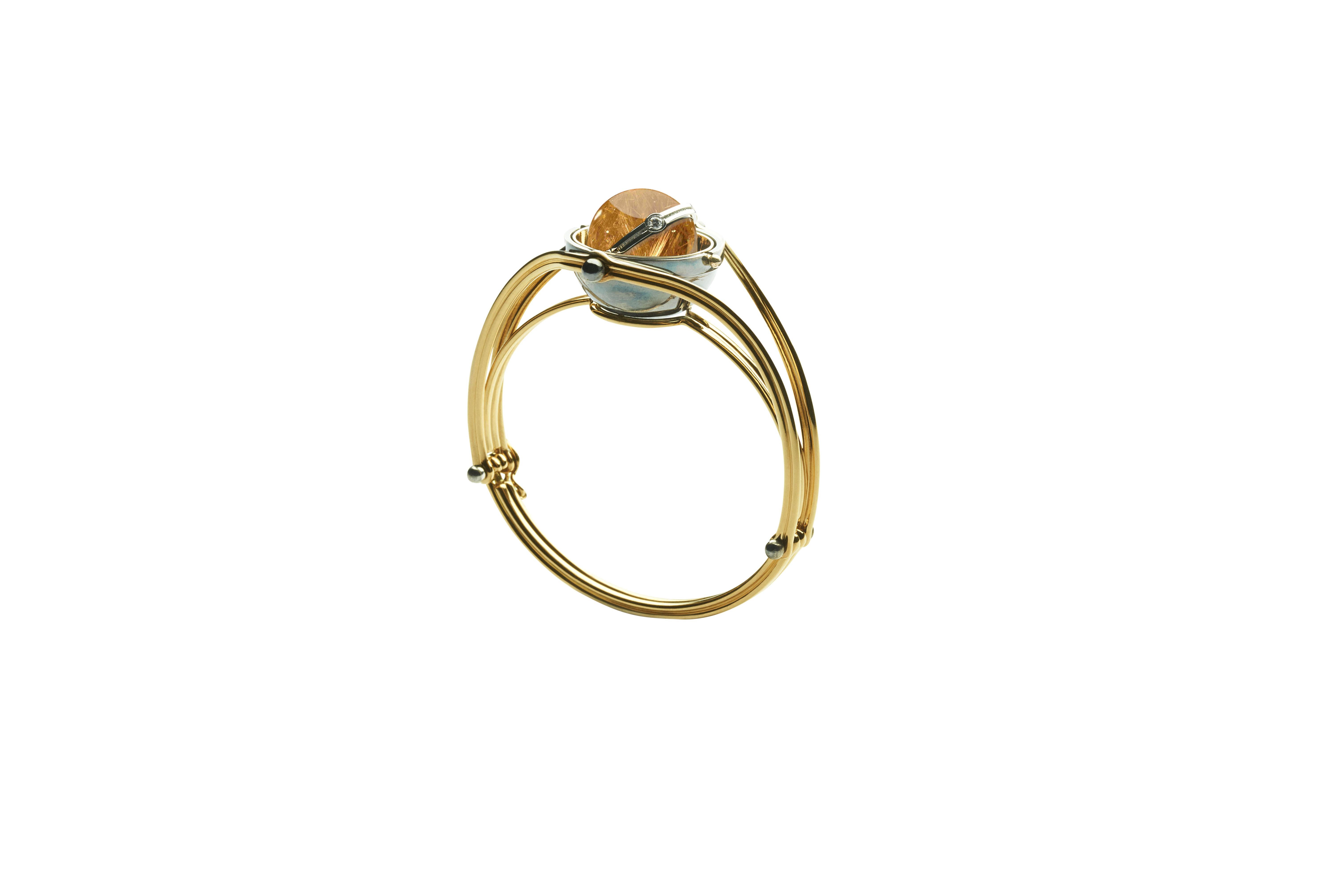 Neoclassical Diamonds Quartz Sphere Bracelet in 18k yellow gold by Elie Top