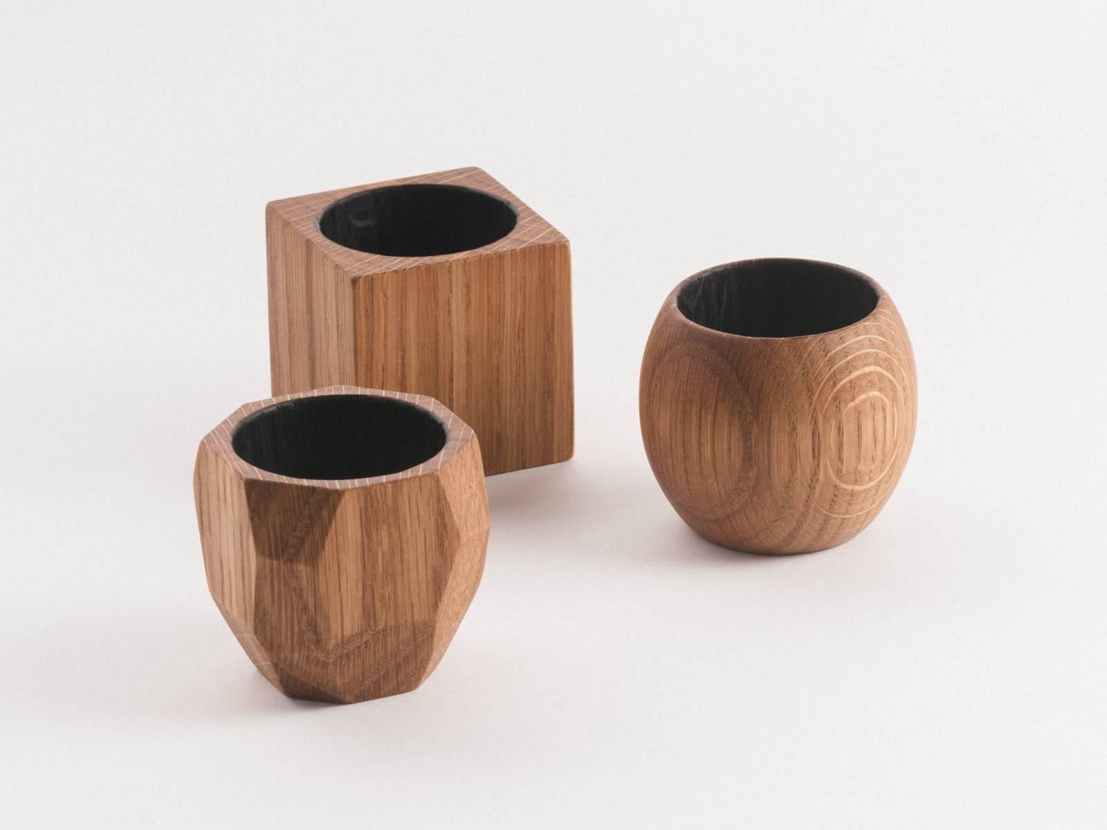 Sphere Cup in Oak In New Condition For Sale In Los Angeles, CA