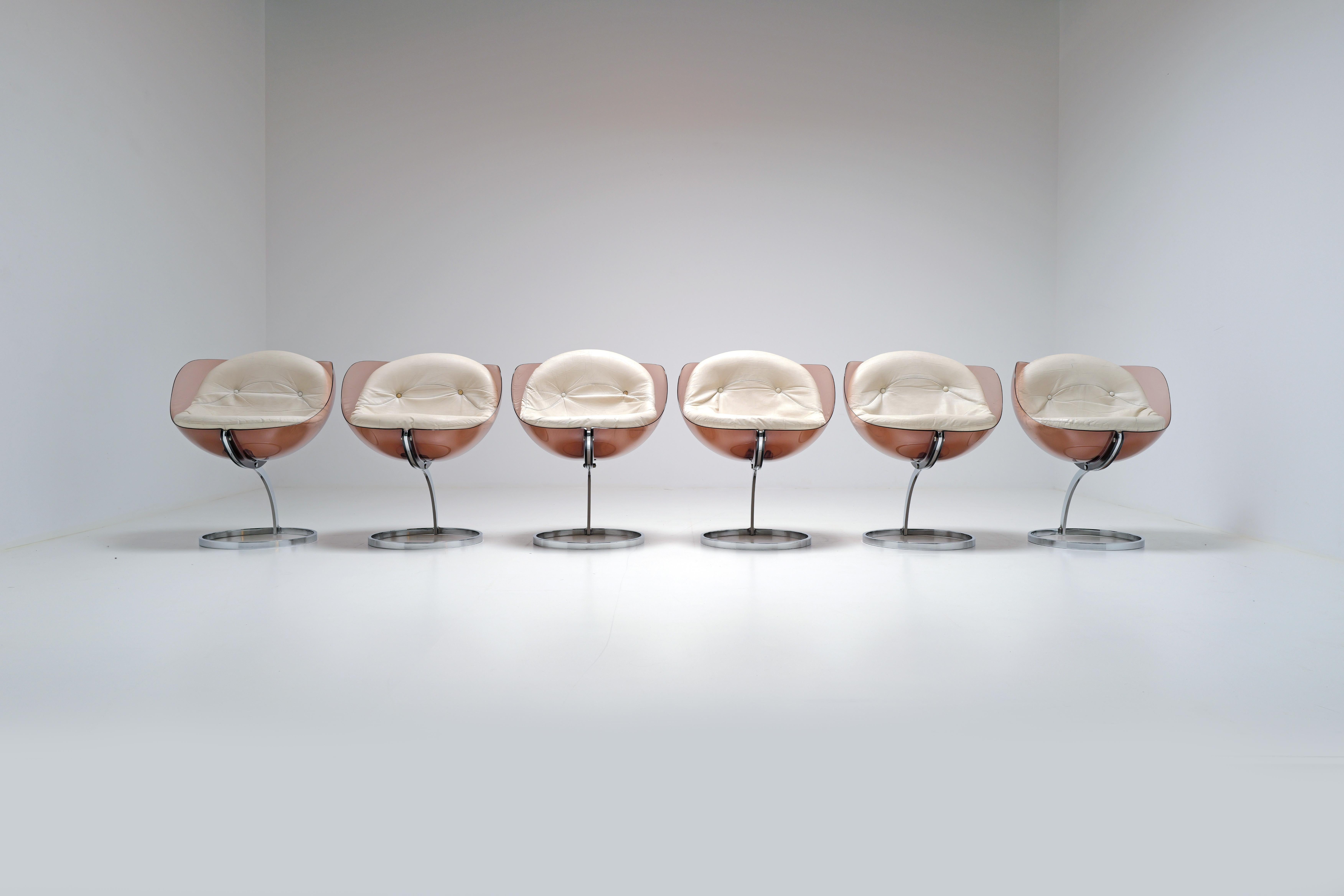 The rare dining set designed by Boris Tabacoff is one of the most sought after space-age chairs, highly sought after by interior architects at home and abroad.

Boris Tabacoff, a renowned French designer from the 20th century, is known for his