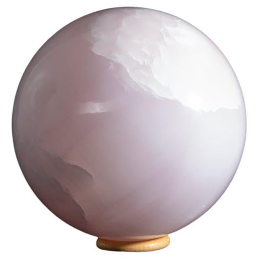 Sphere of mangano calcite