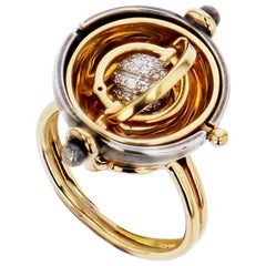 Sphere Ring Diamonds by Elie Top