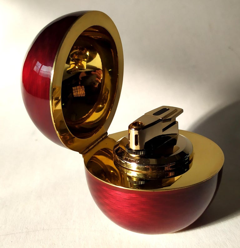 cigarette table lighter Sphere table cigarette lighter Red enamel Salimbeni For Sale at 1stDibs