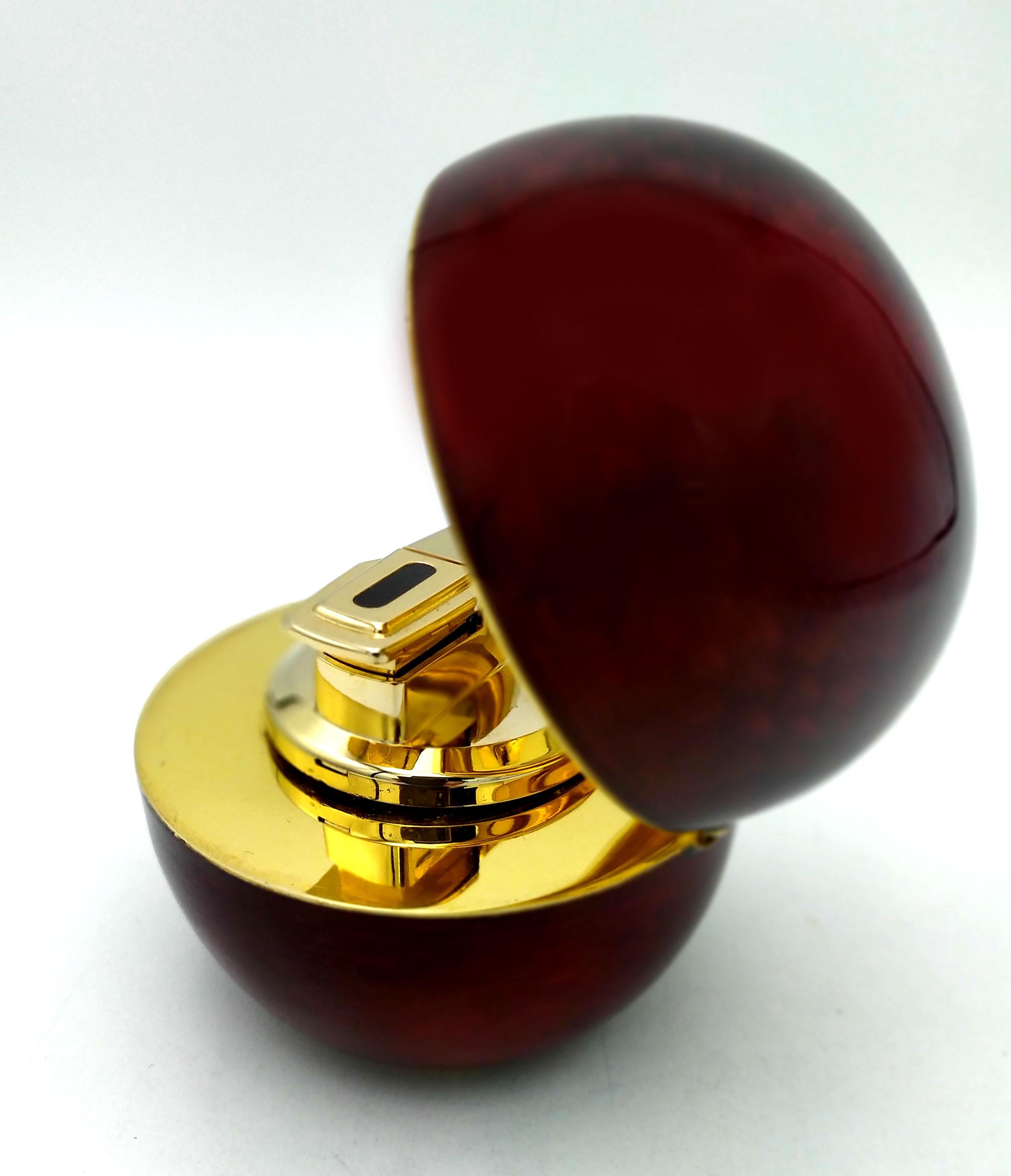 Hand-Carved Sphere table cigarette lighter Red enamel Salimbeni For Sale