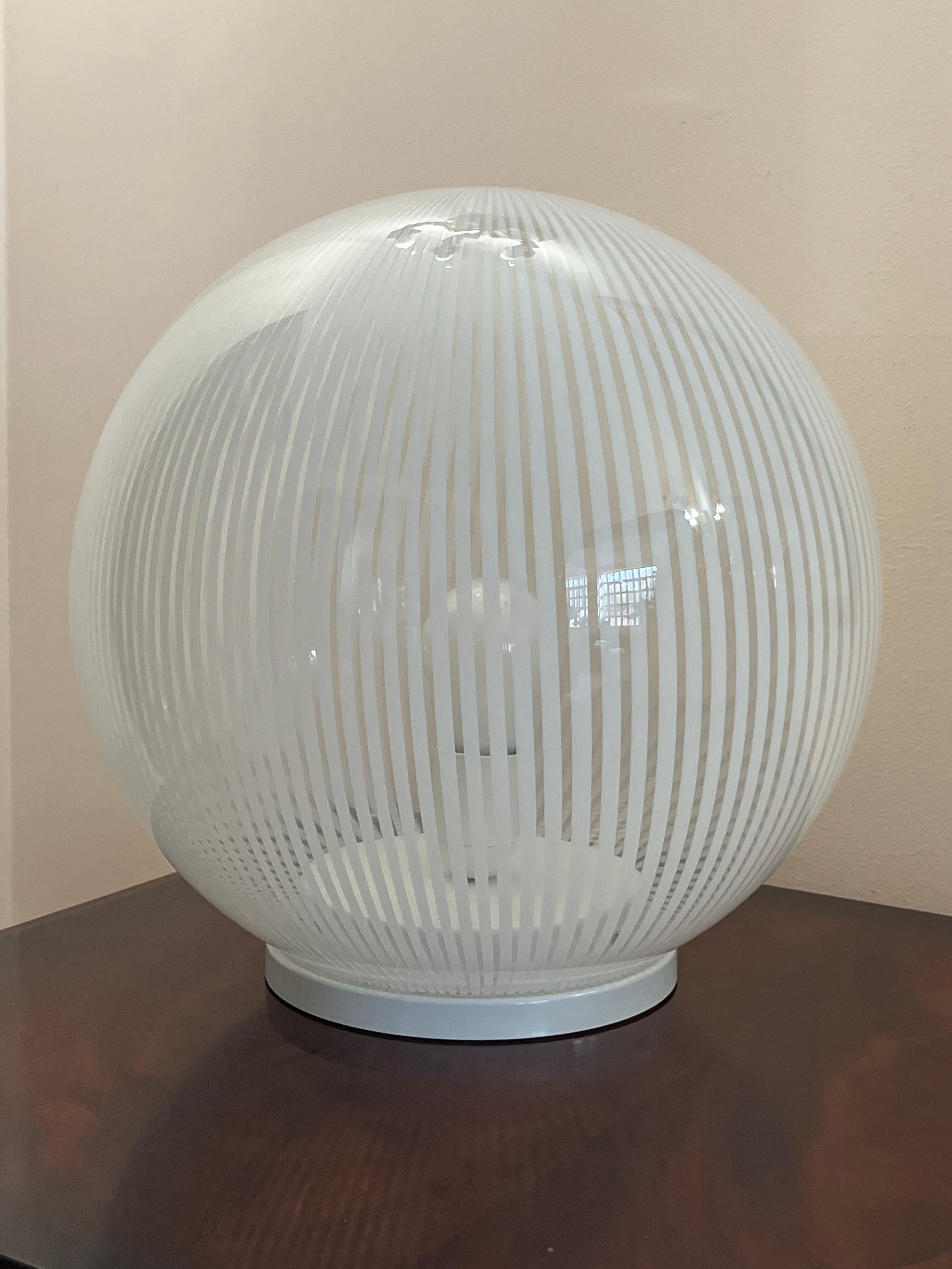 Sphere table lamp by L. Diaz De Santillana for Venini 