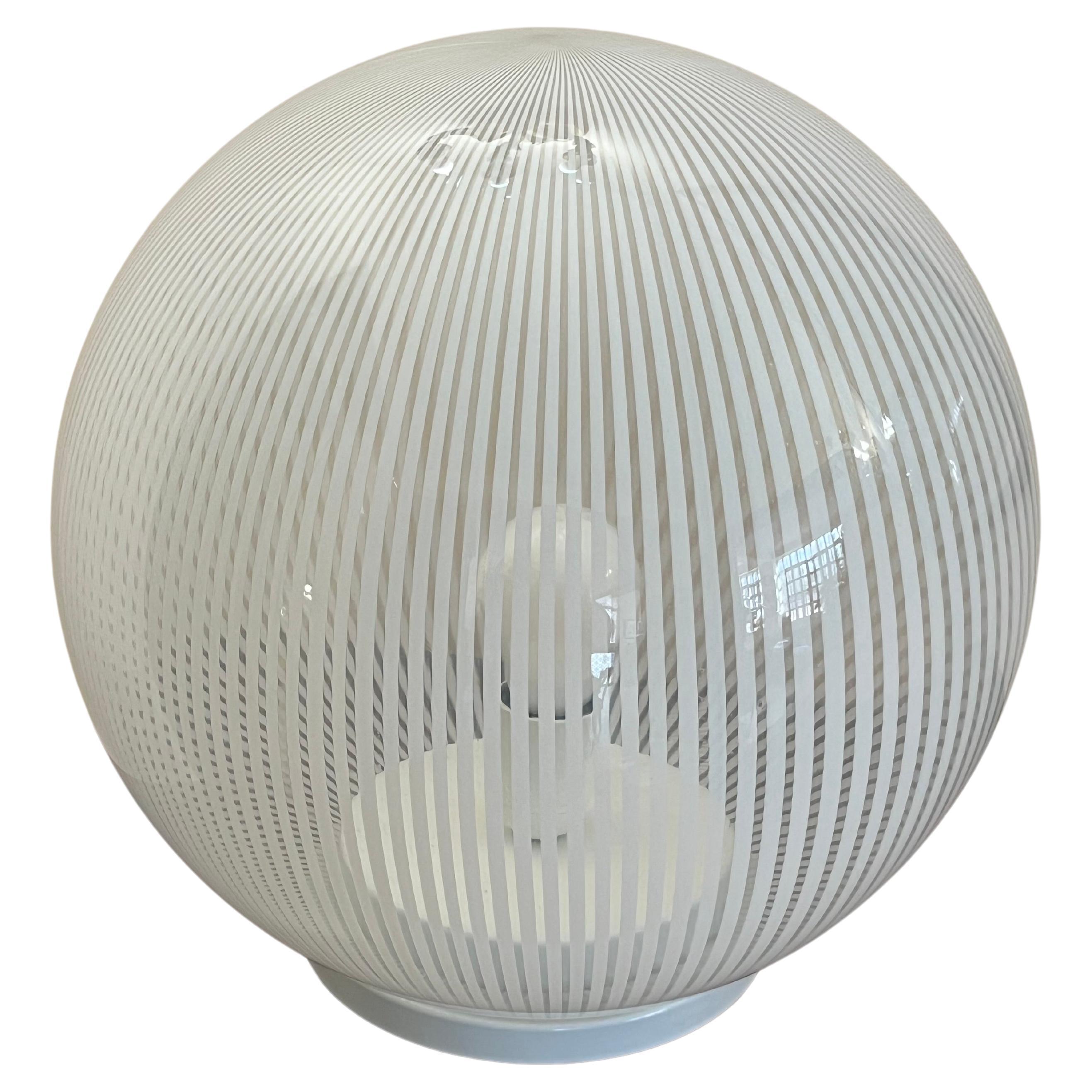 Lampada da tavolo "Sphere" di L. Diaz De Santillana per Venini, serie "Tessuti" 1970s