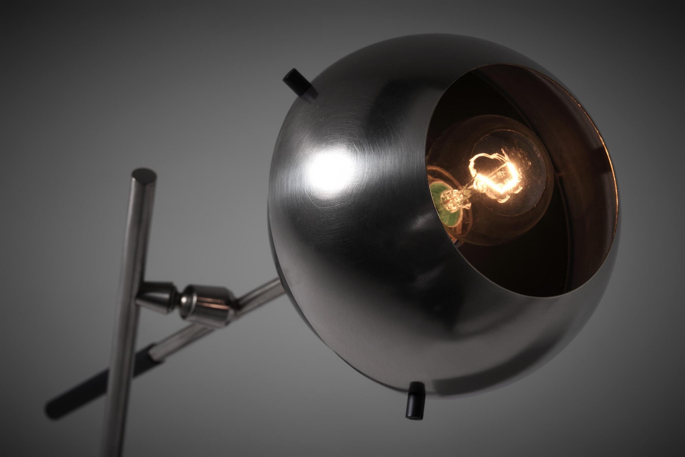 Mid-Century moderno Lampada da tavolo Sphere di Oscar Torlasco per Lumi, Italia 1960 in vendita