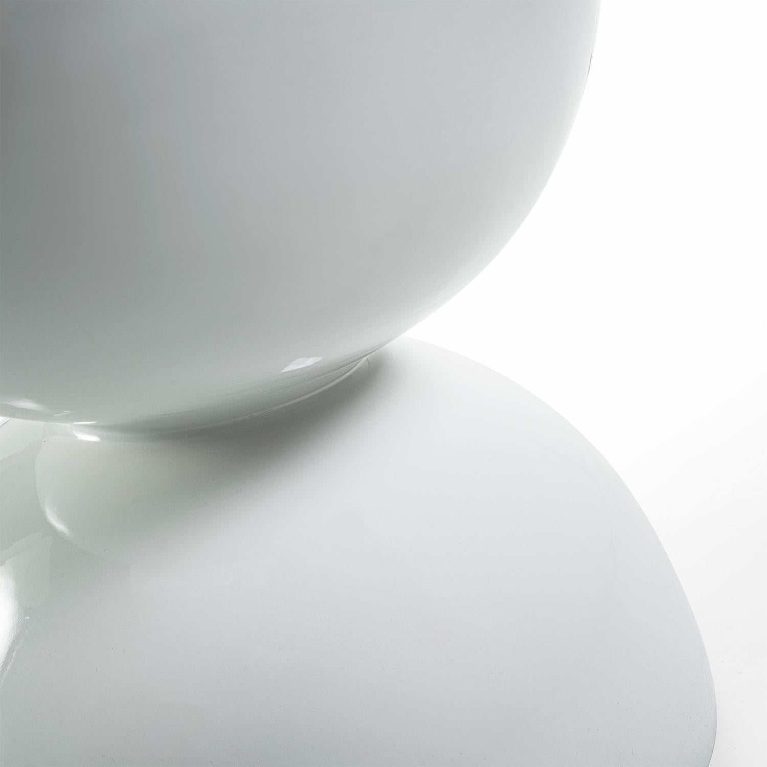 Spheres White Stool In New Condition For Sale In Paris, FR