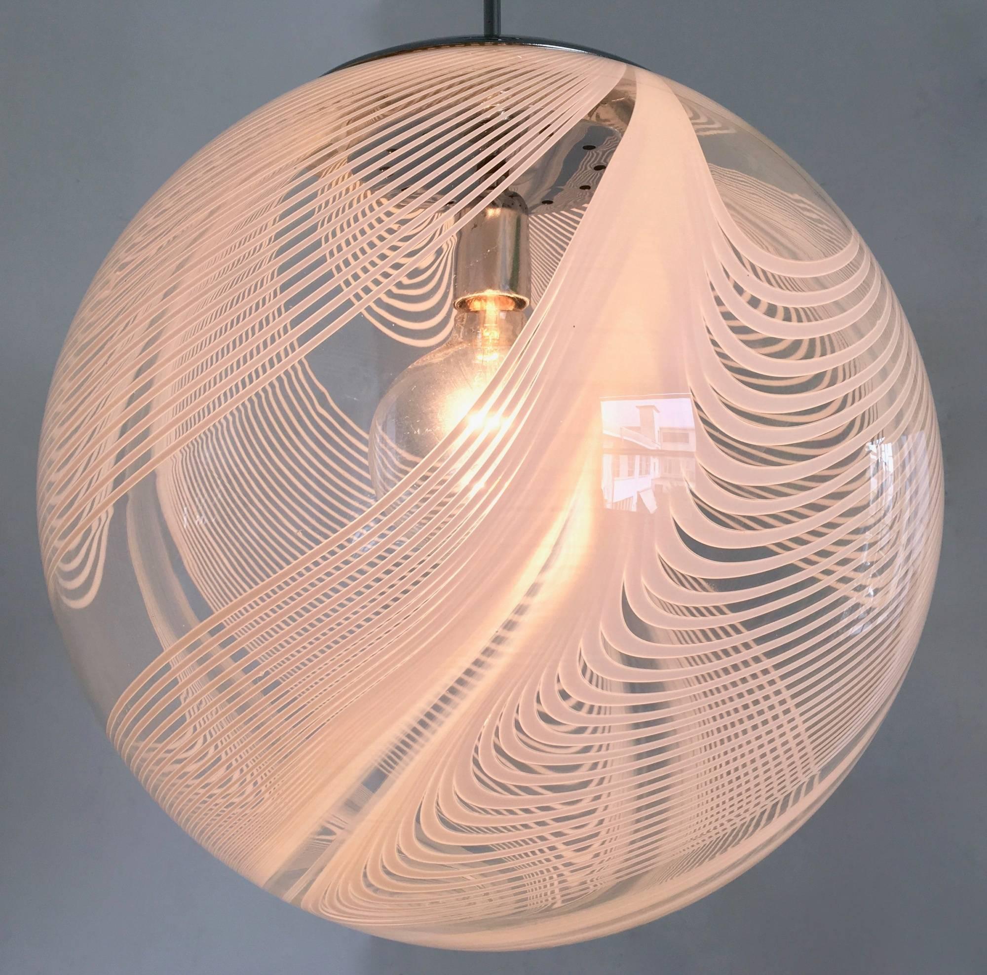 Spheric Murano Glass Pendant Lamp by Lino Tagliapietra for La Murrina, 1970s In Excellent Condition In Bresso, Lombardy