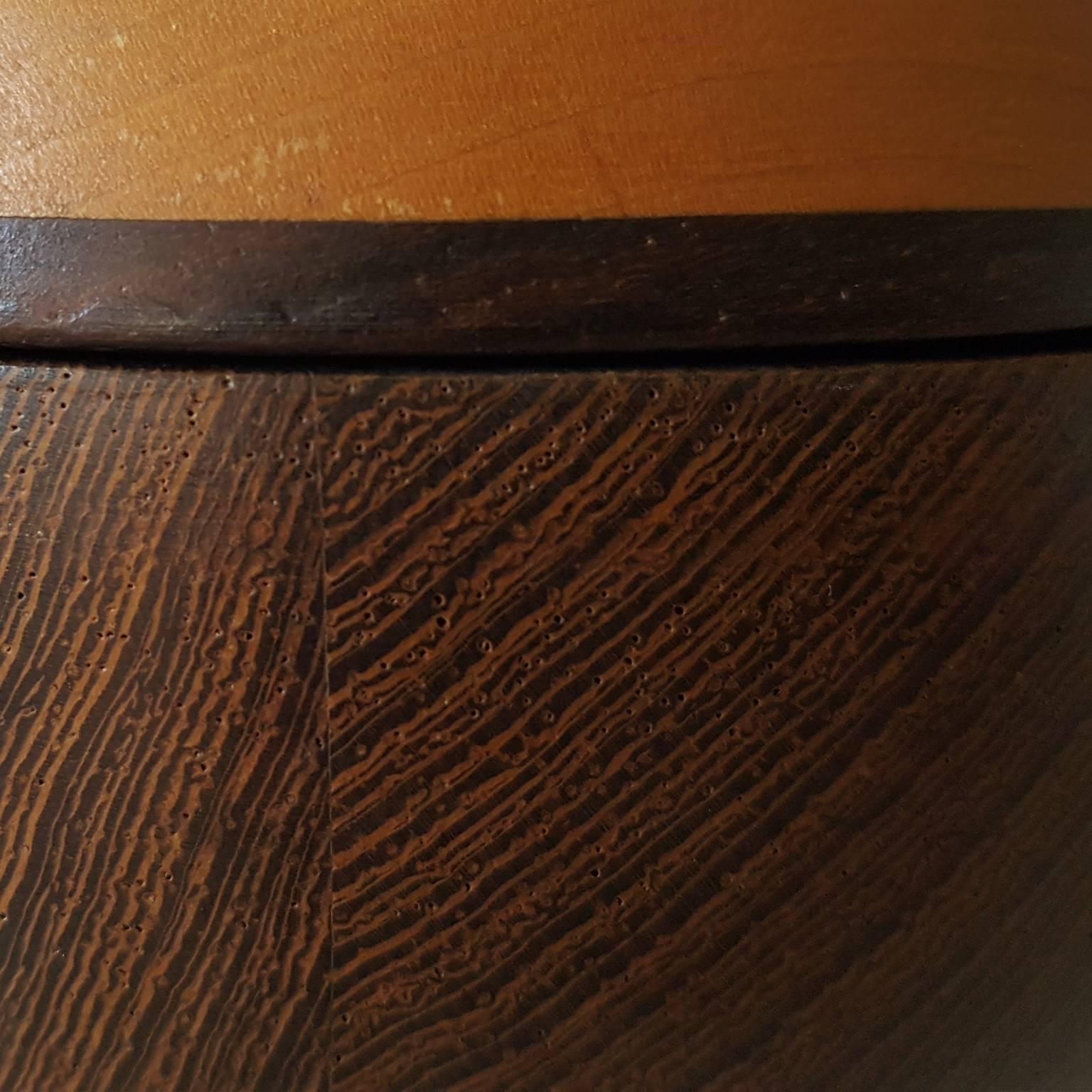 Scandinavian Natural Maple and Wengè Wood Spherical Box, Late 20th Century, 1980 In Excellent Condition In Mornico al Serio ( BG), Lombardia