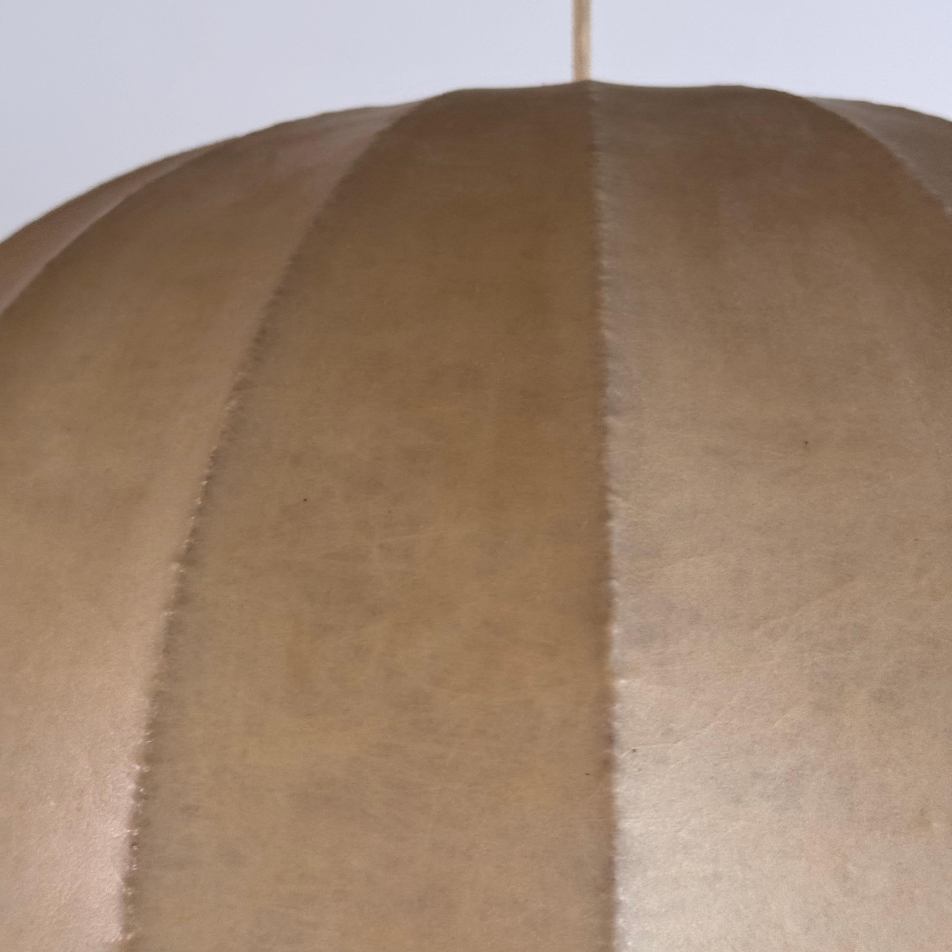Plafonnier cocon sphérique d'Achille et P. Giacomo Castiglioni, années 1960 8