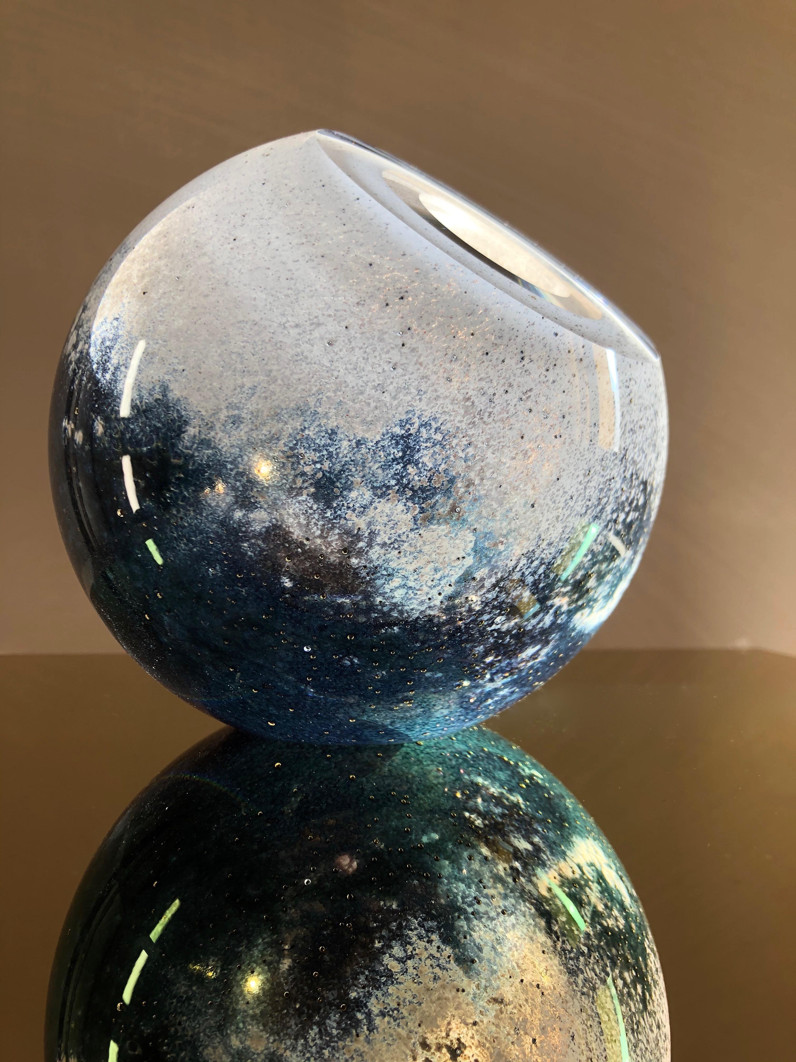 Minimalist 'Arctica' Spherical Mouth-Blown Glass Vase in White, Blue and Golden Clusters For Sale