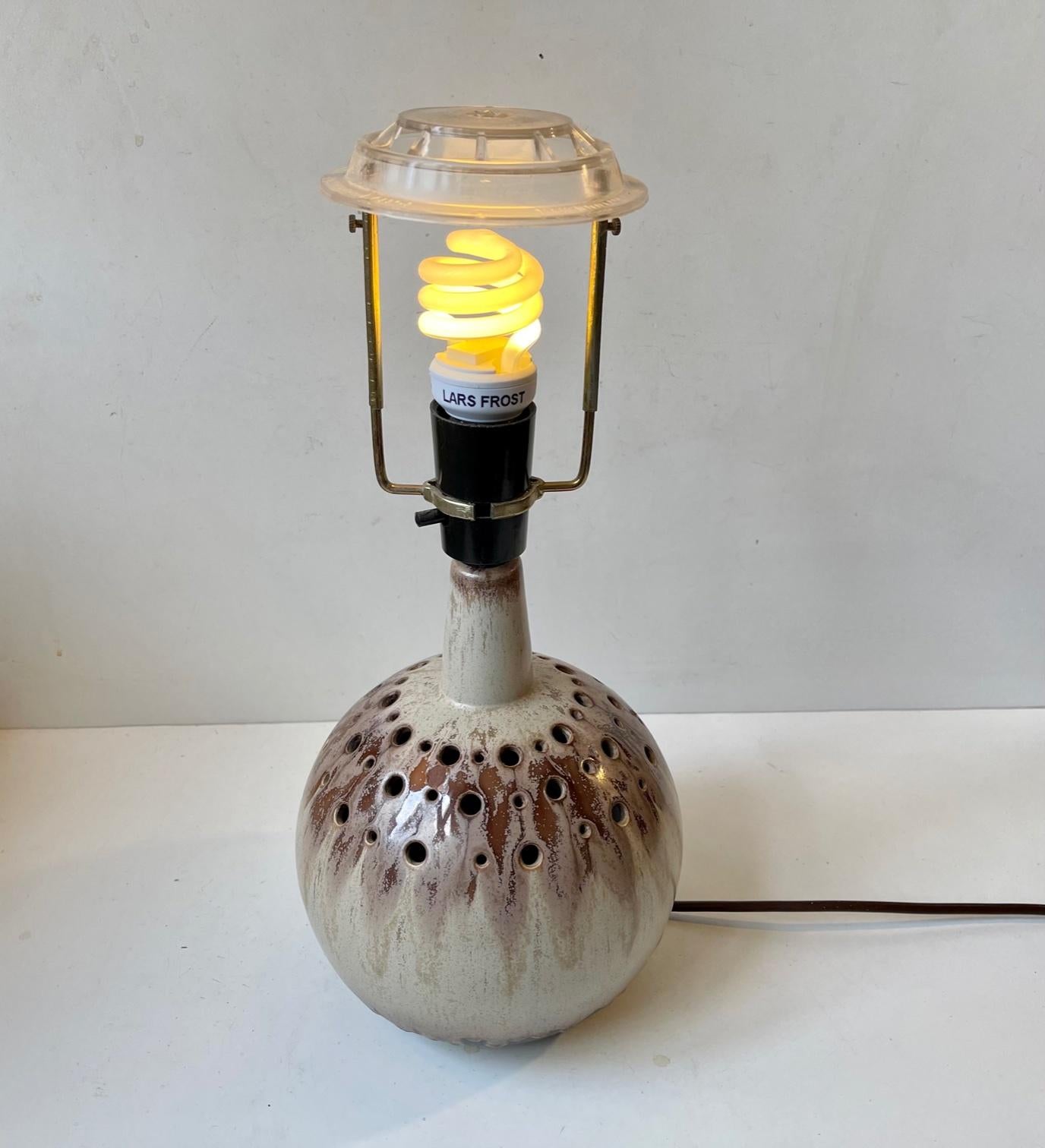 Ceramic Spherical Scandinavian Modern Pottery Table Lamp, 1970s For Sale