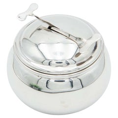 Spherical sugar bowl in smooth silver