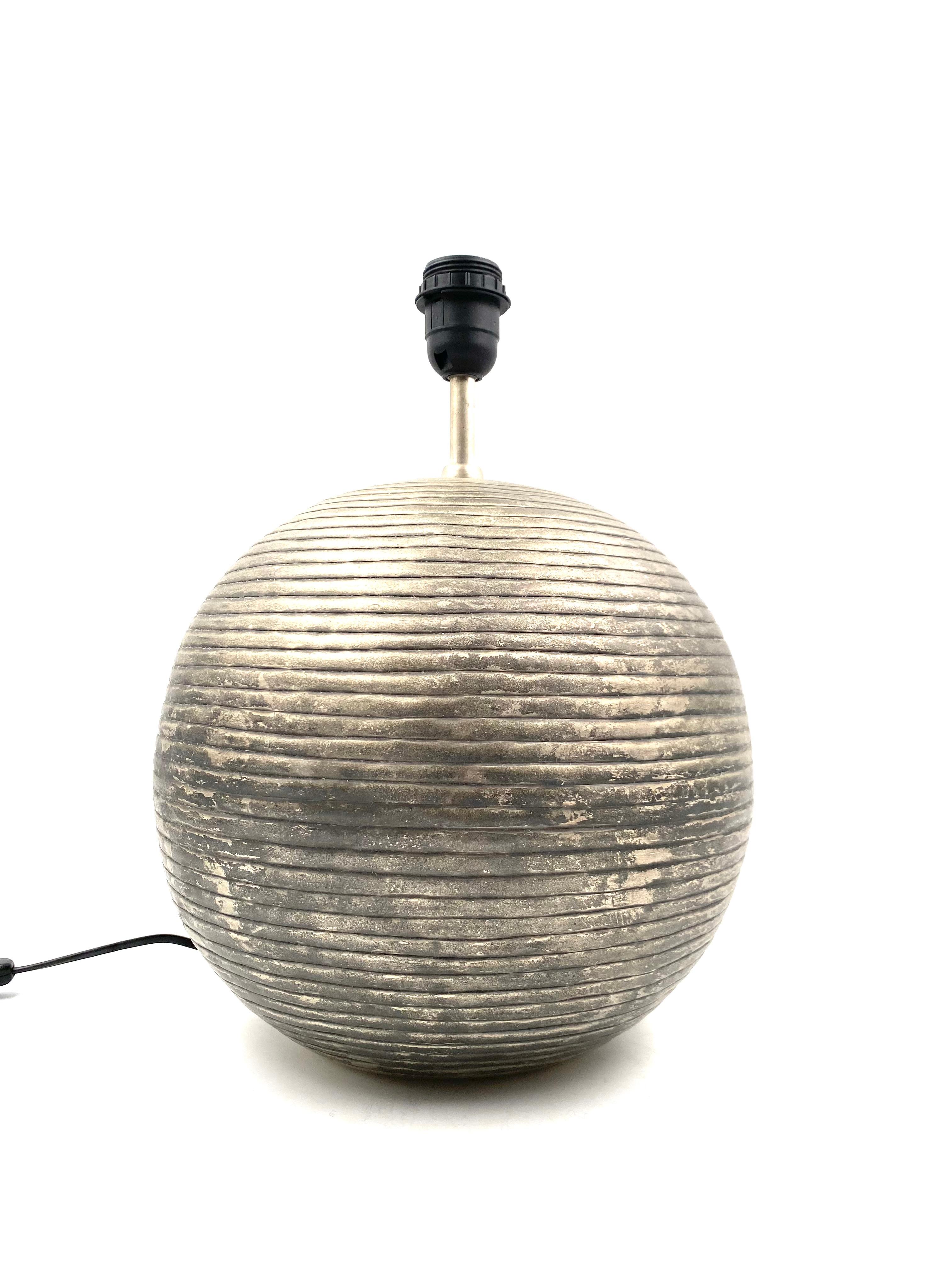Spherical Table Lamp Base, Italy, 1970s In Excellent Condition For Sale In Firenze, IT