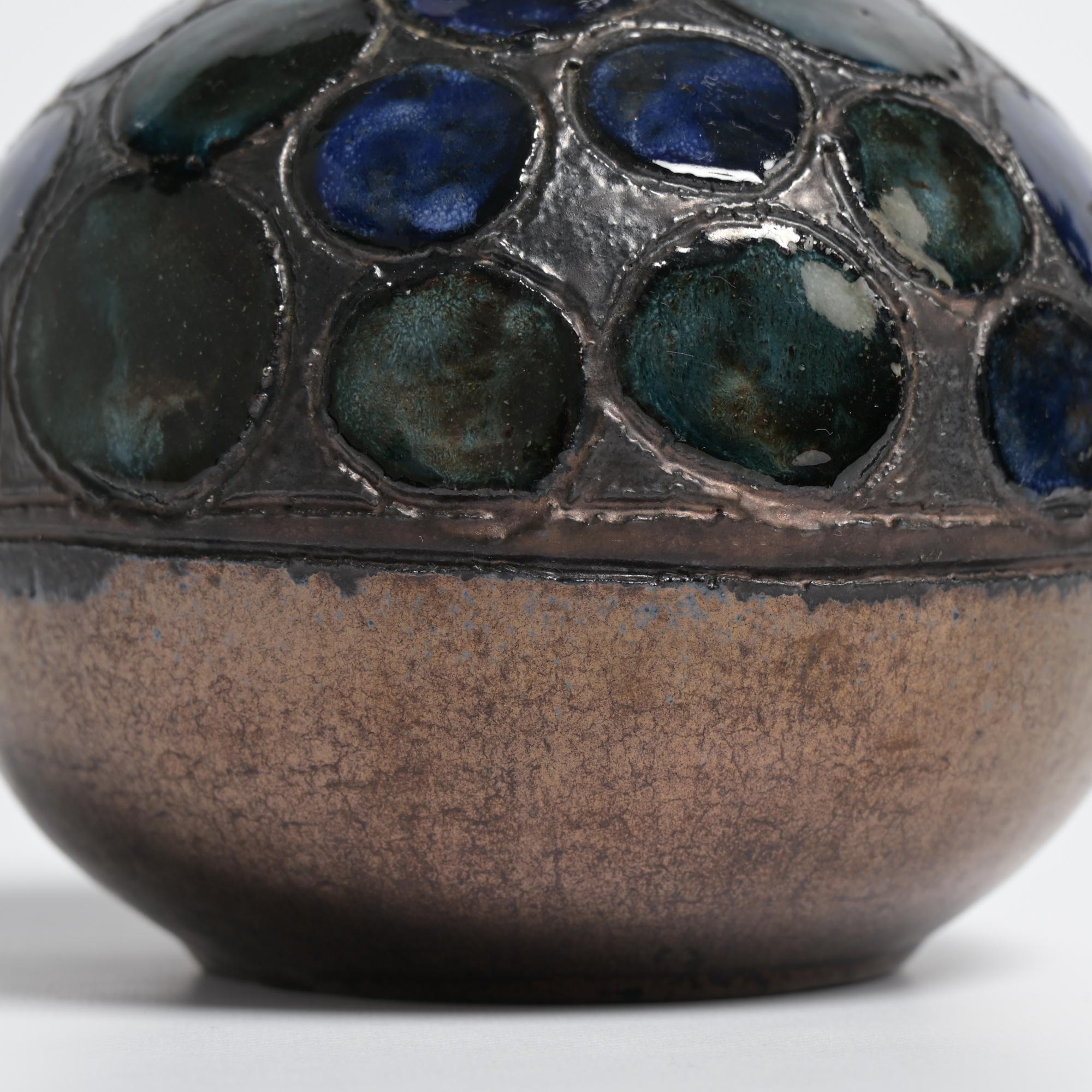 Spherical Vase by Perignem For Sale 5