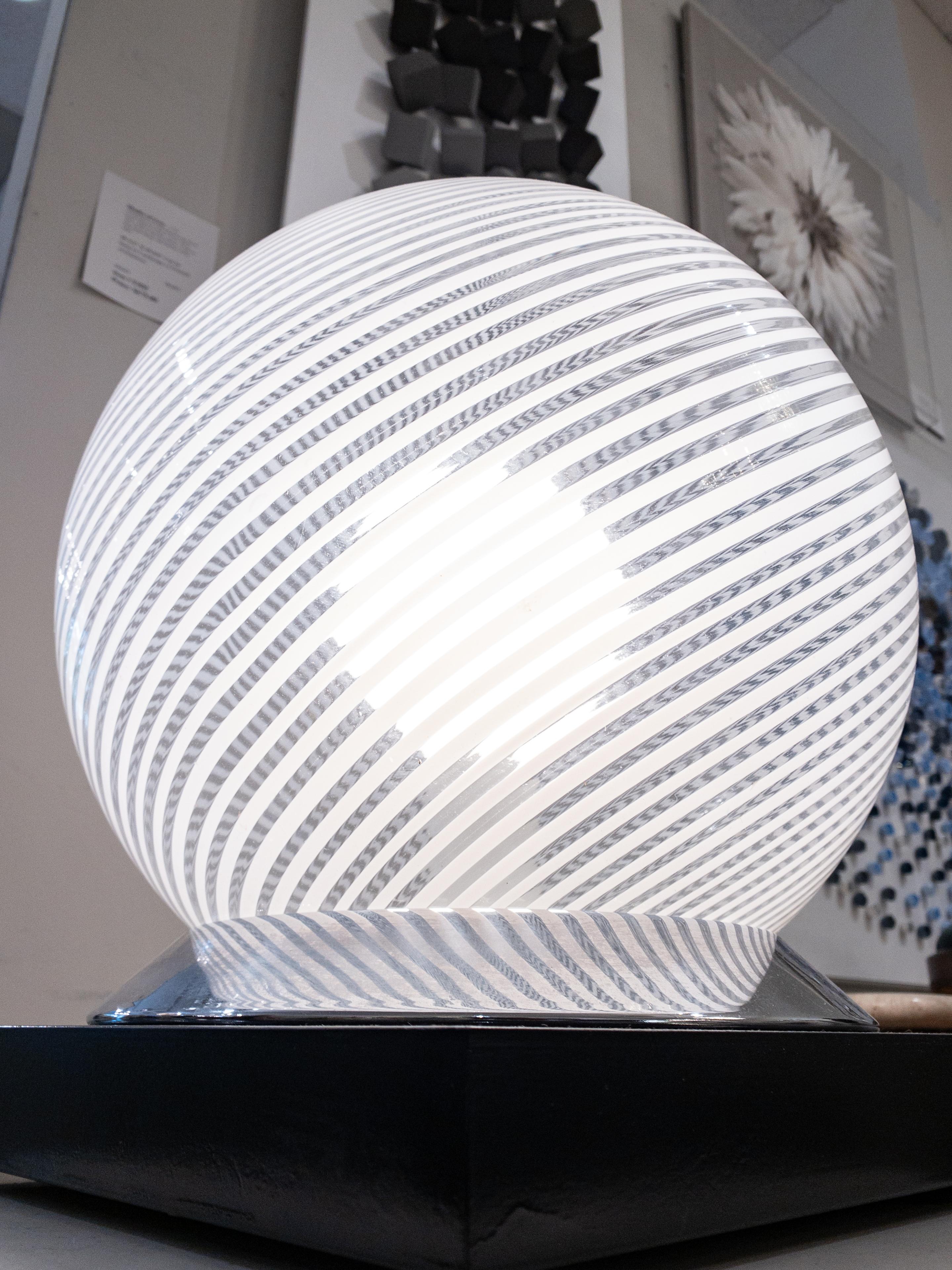 Blown Glass Spherical Venini Table Lamp For Sale