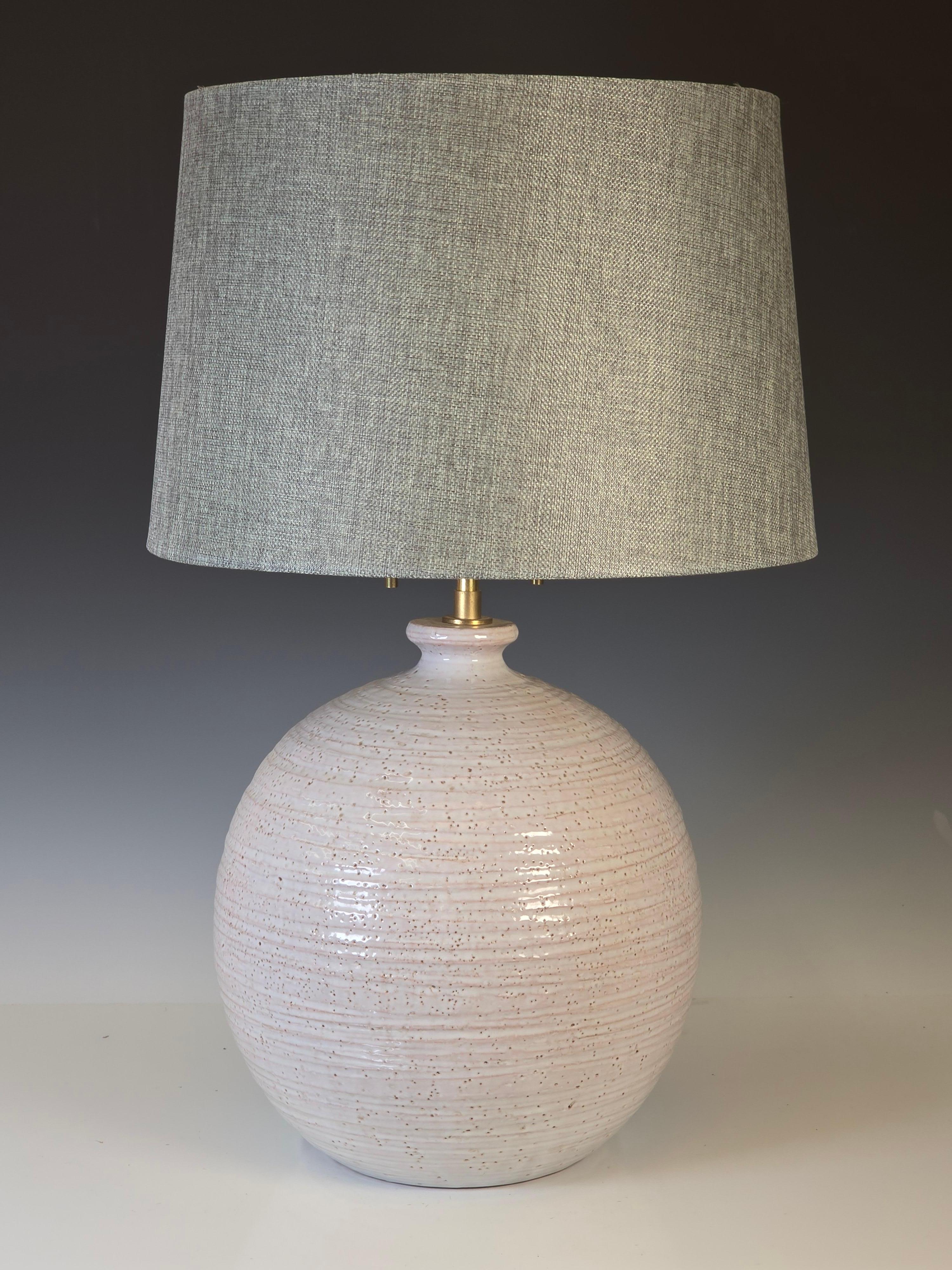Mid-Century Modern Spherical White Lamp by Bitossi For Sale