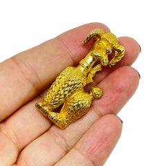 SPHINX signed vintage gold tone poodle dog figural designer brooch