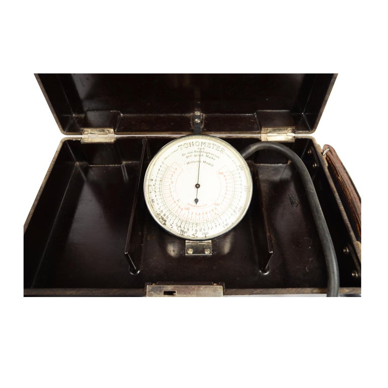 Vintage Medical Sphygmomanometer in its Original Bakelite Box, German