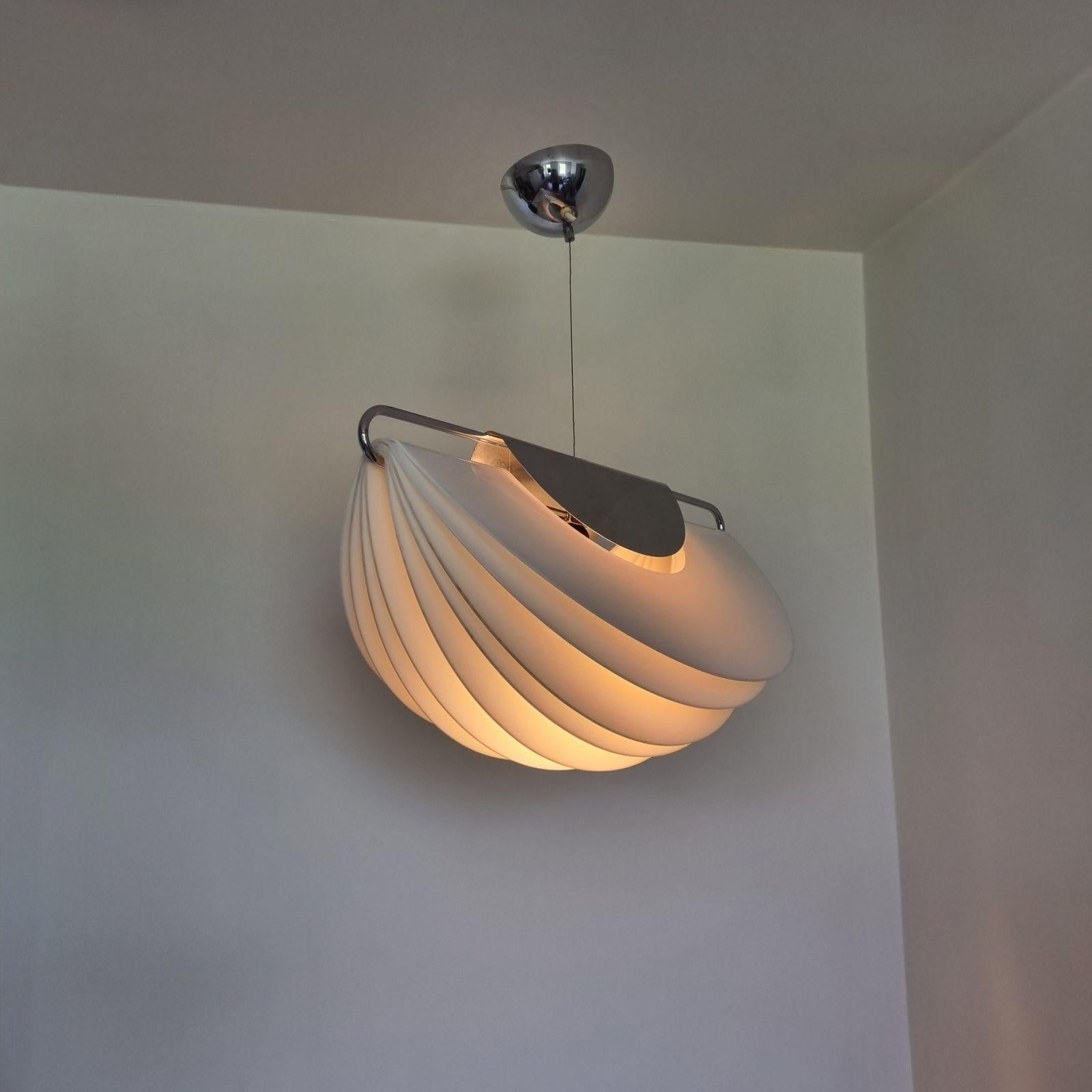 Lampada a sospensione Spicchio di Ermanno Lampa & Sergio Brazzoli per Guzzini, Italia anni '70 in vendita 6