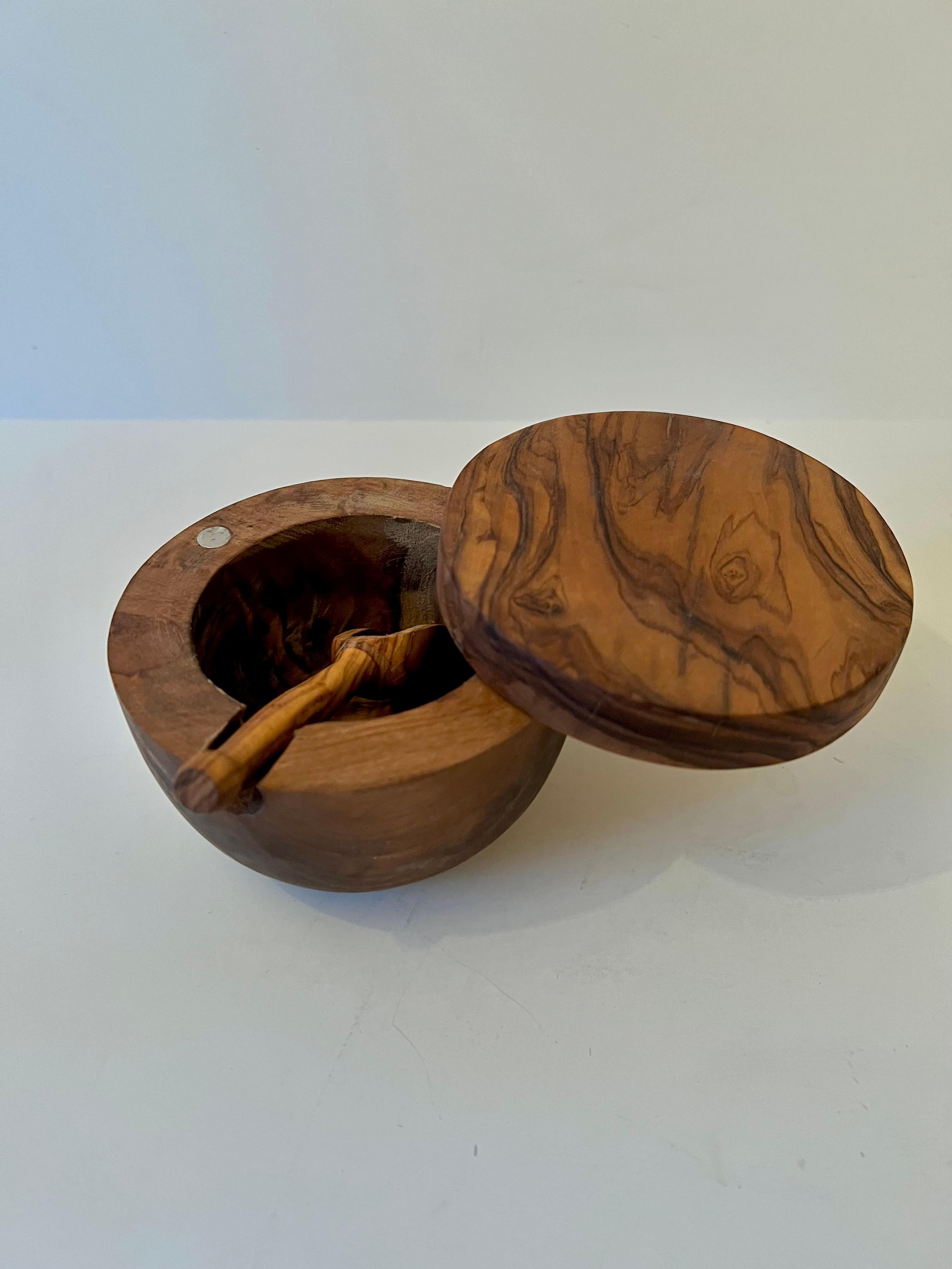 Carved Spice or Salt Cellar with Spoon and Attached Sliding Lid For Sale