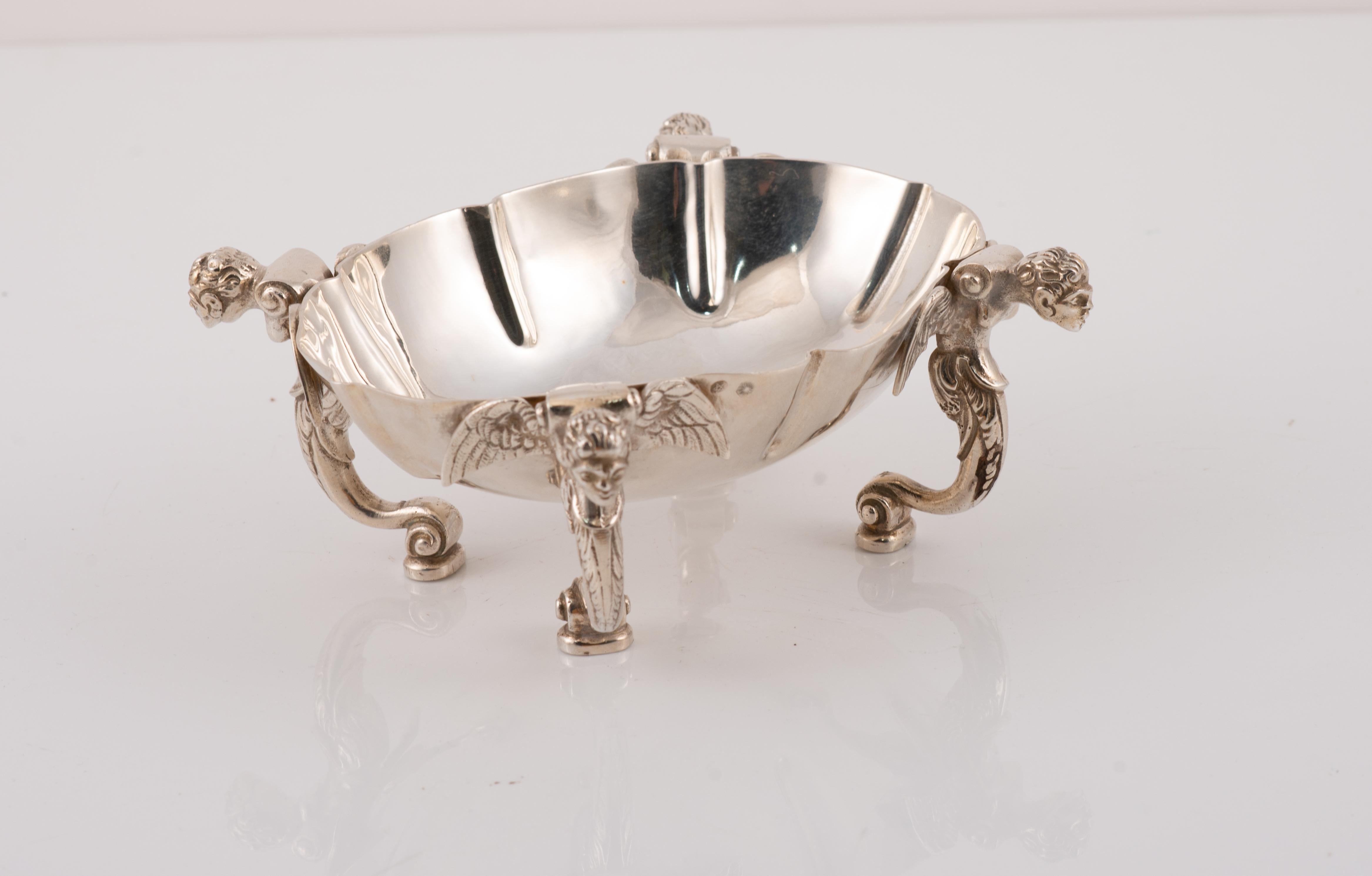 Especiero. Silver. España, siglo XX. Renacimiento neoclásico en venta