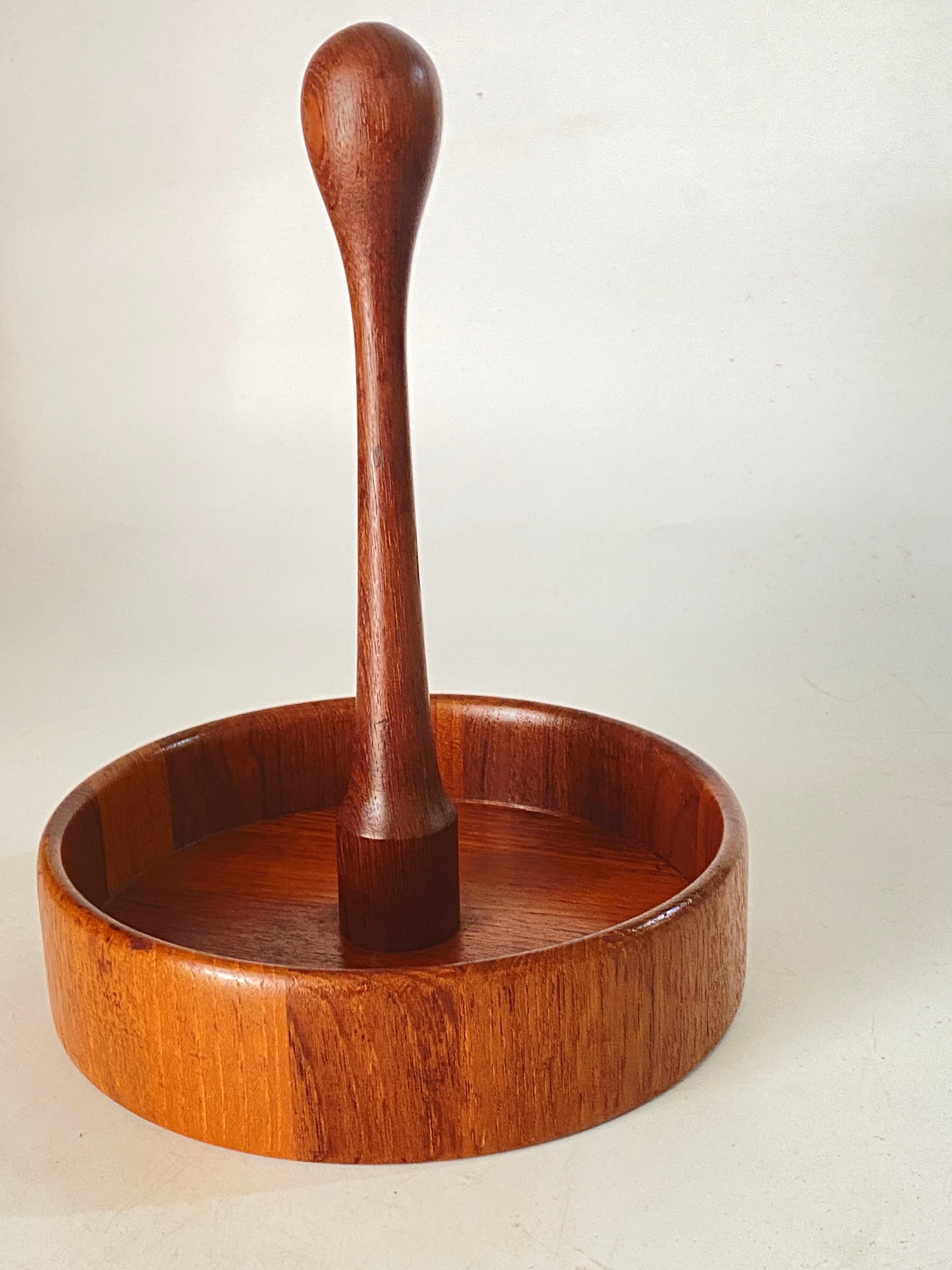 Scandinavian Modern Spice Tray in Wood Denmark 1960s Brown Color with a wooden handle For Sale
