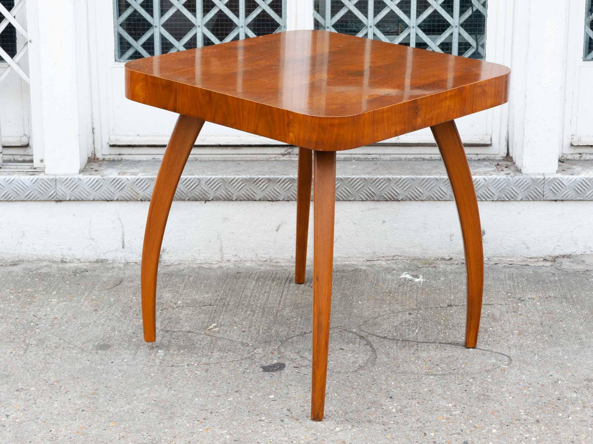 'Spider' 1930s Art Deco Walnut Czech Side Table by Jindřich Halabala Model H259 1