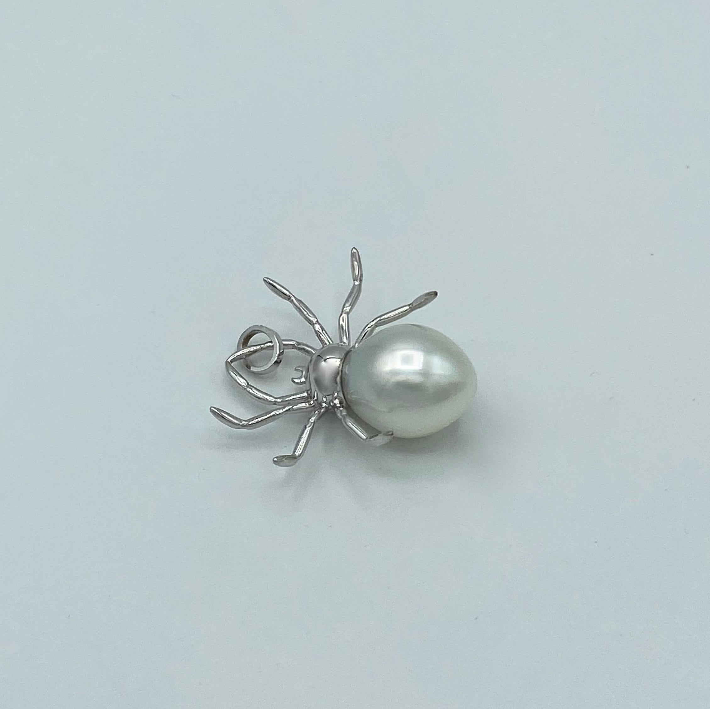 spider pendant necklace