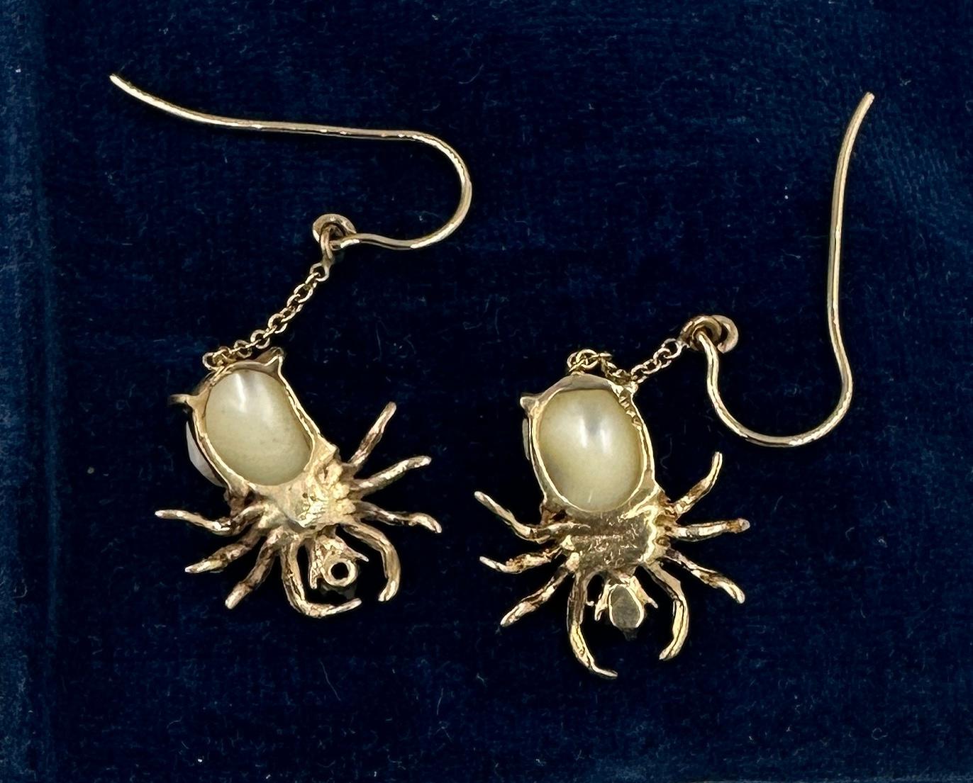 Spider Earrings Pearl Ruby Insect Bug Dangle Drop Earrings Antique Gold For Sale 3