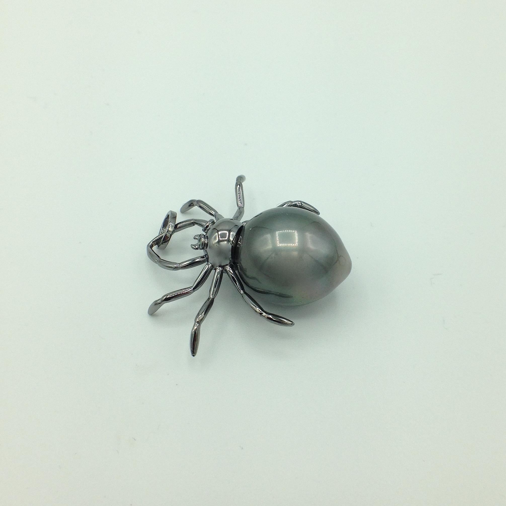 Spider Emerald South Sea Pearl Gold 18 Karat Pendant or Necklace In New Condition For Sale In Bussolengo, Verona