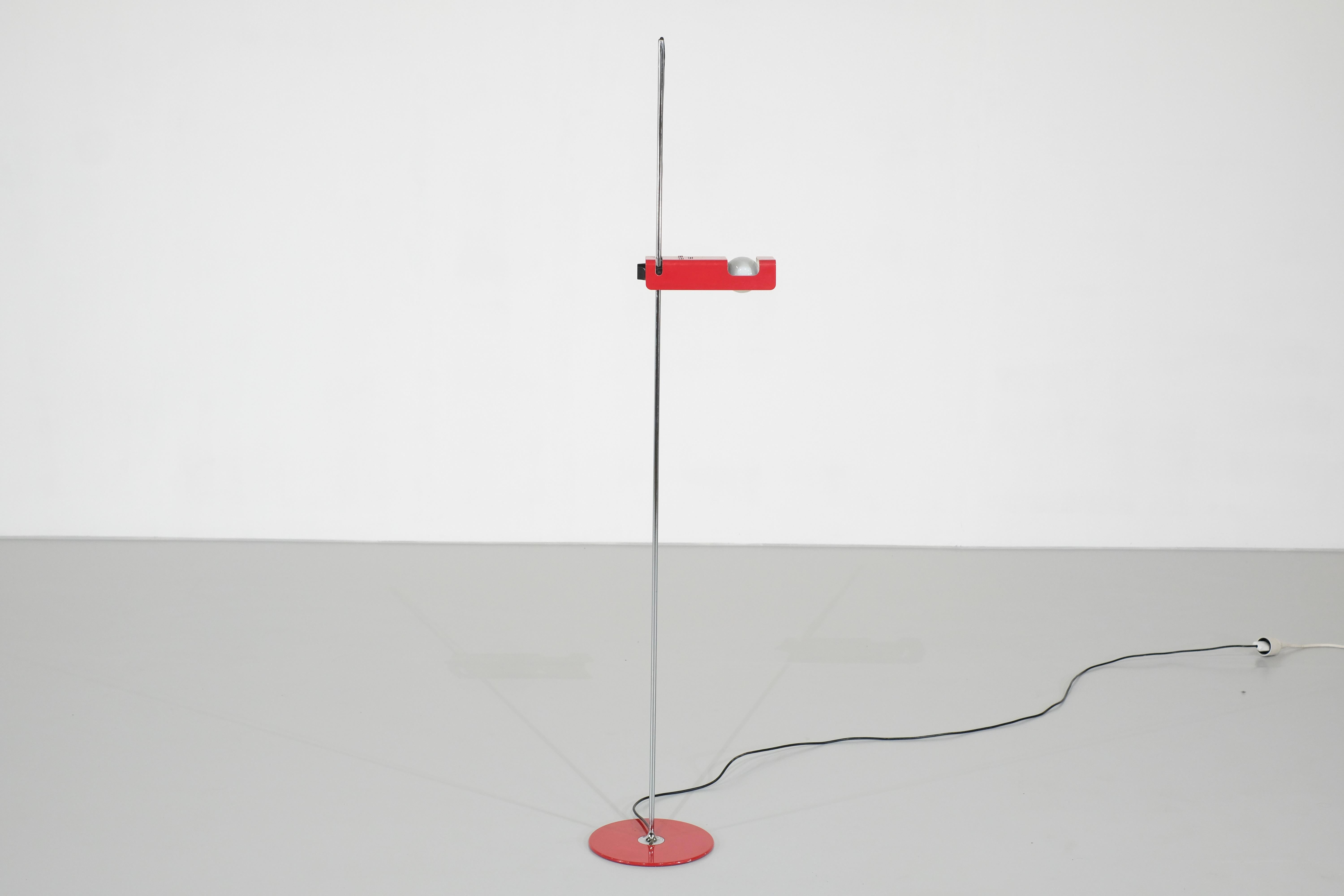 Mid-Century moderno Spider Floor lamp by Joe Colombo for Oluce-1967s in vendita