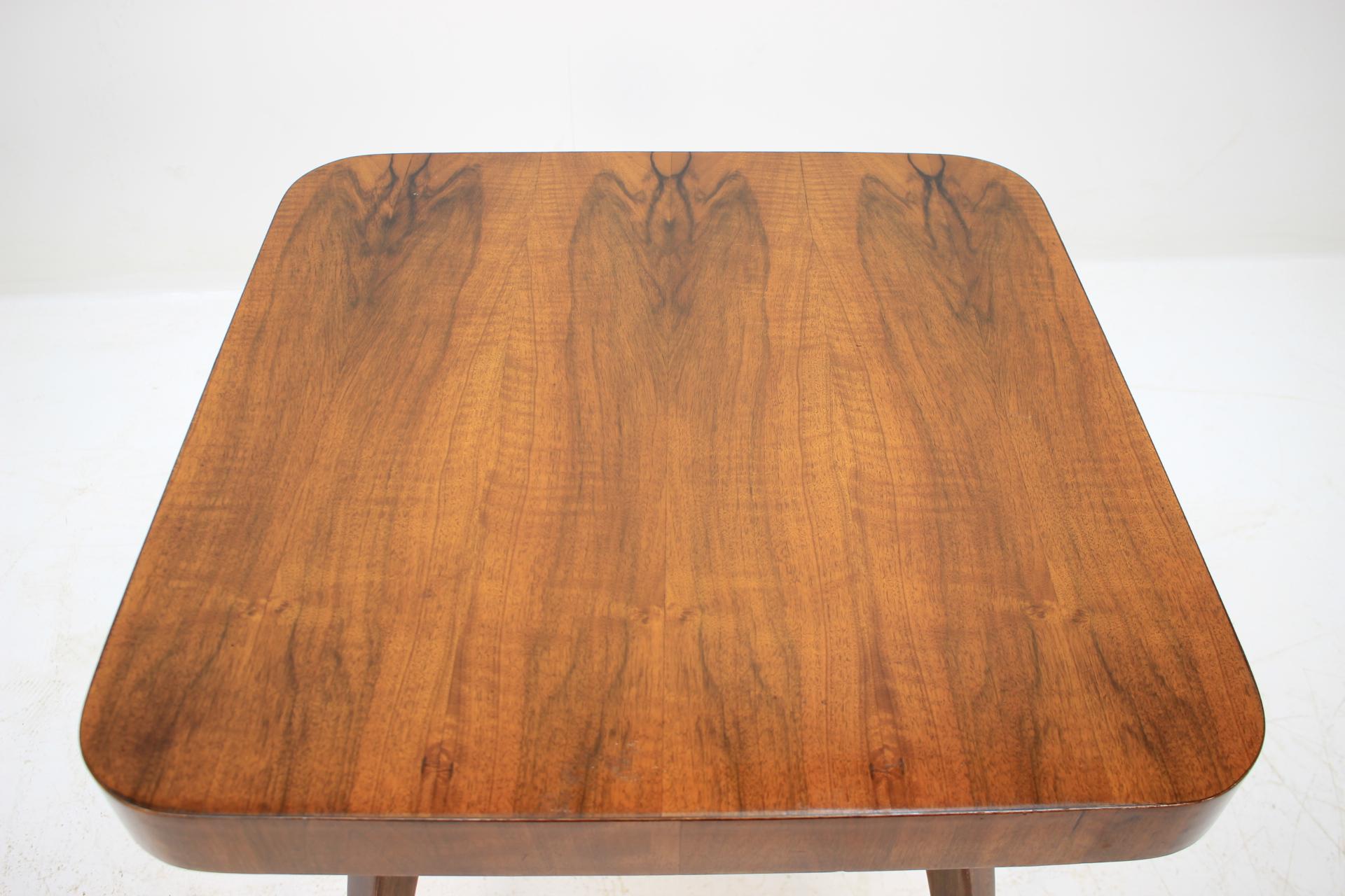 Spider Table by Jindřich Halabala, 1950s In Good Condition In Praha, CZ