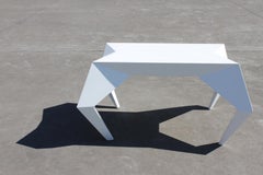 Spider Table - (Lacquer - White)