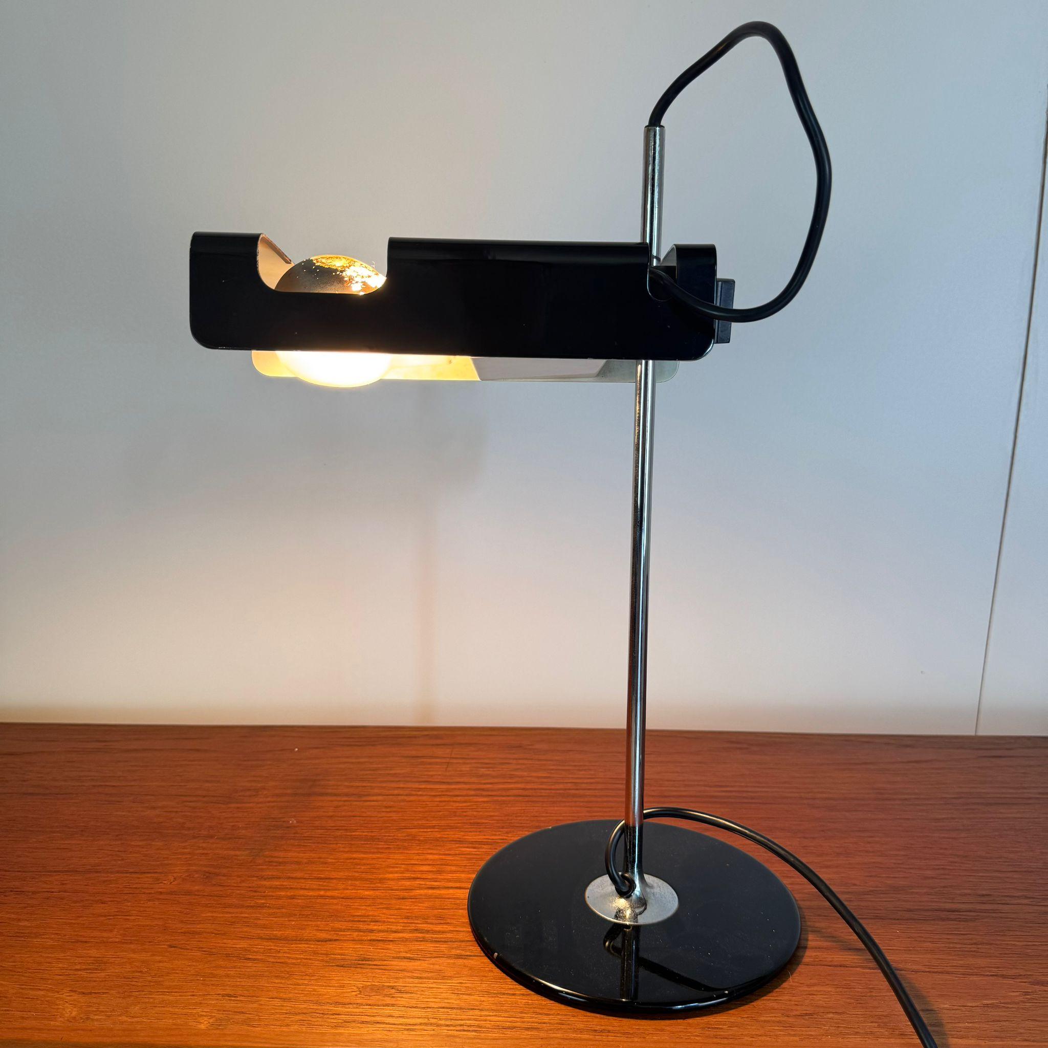 Italian Spider table lamp, Joe Colombo for Oluce, Italy 1970 in vendita