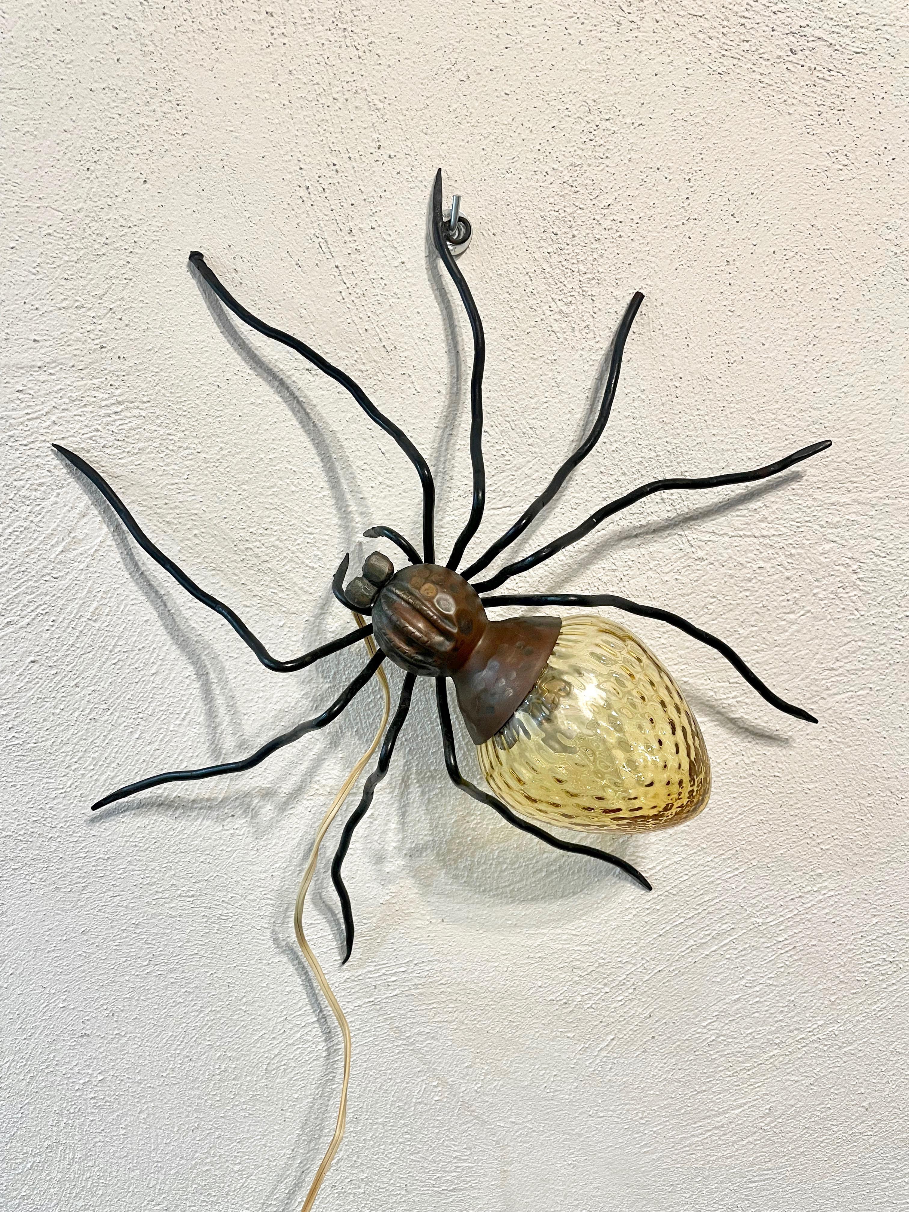 Spider Wall Lamp in Copper, Iron and Art Glass Sconces, Italy 1960s For Sale 3