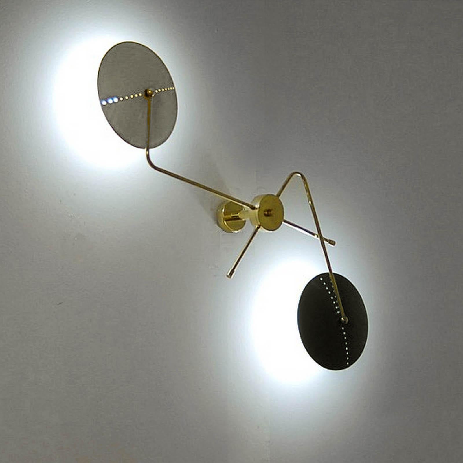 Spider Wall Light, Two Arms, Brass and Lacquered Metal, Stilnovo Style In New Condition For Sale In Bochum, NRW