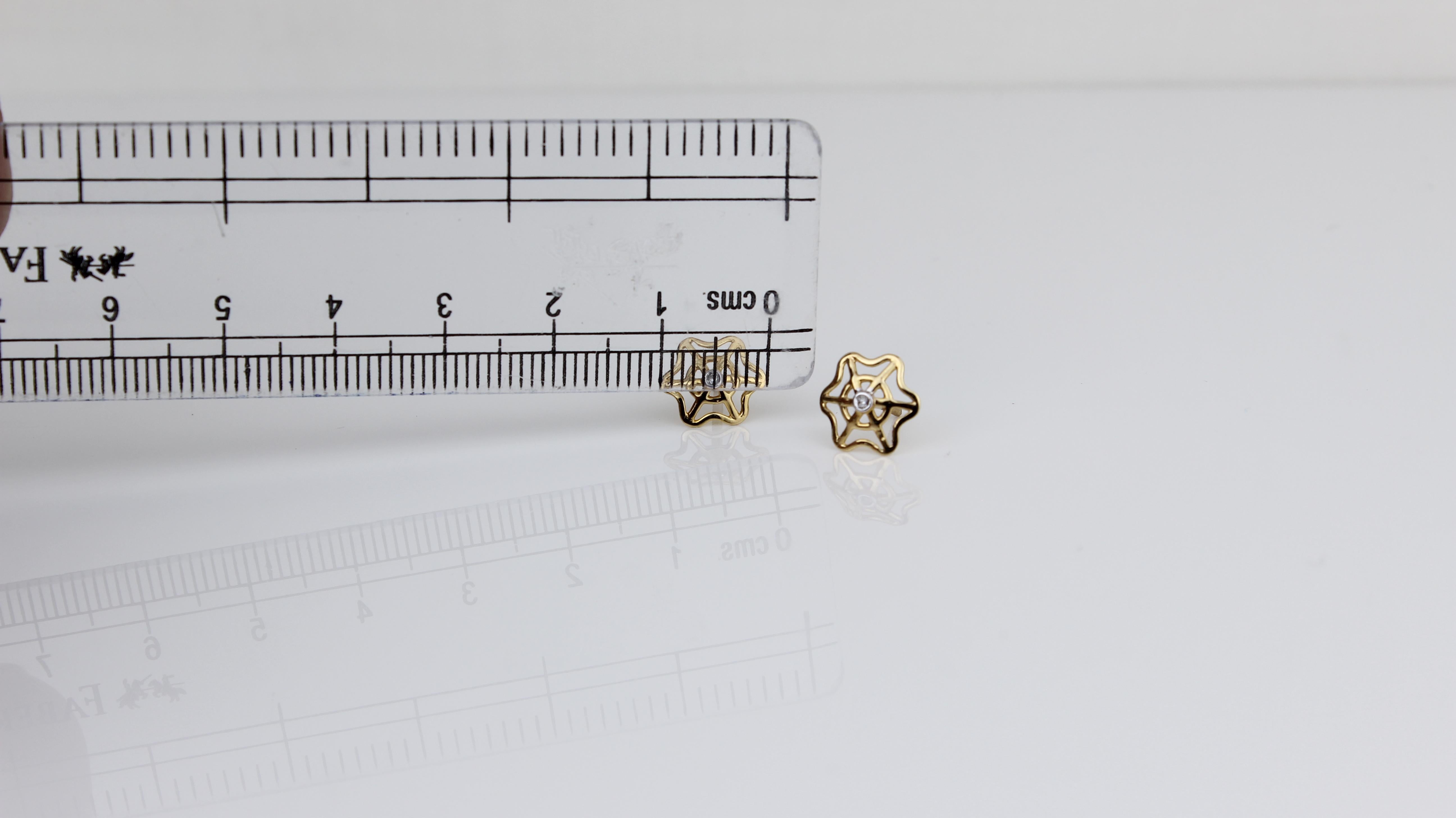 Spider Web Diamond Earrings for Girls (Kids/Toddlers) in 18K Solid Gold In New Condition For Sale In New Delhi, DL