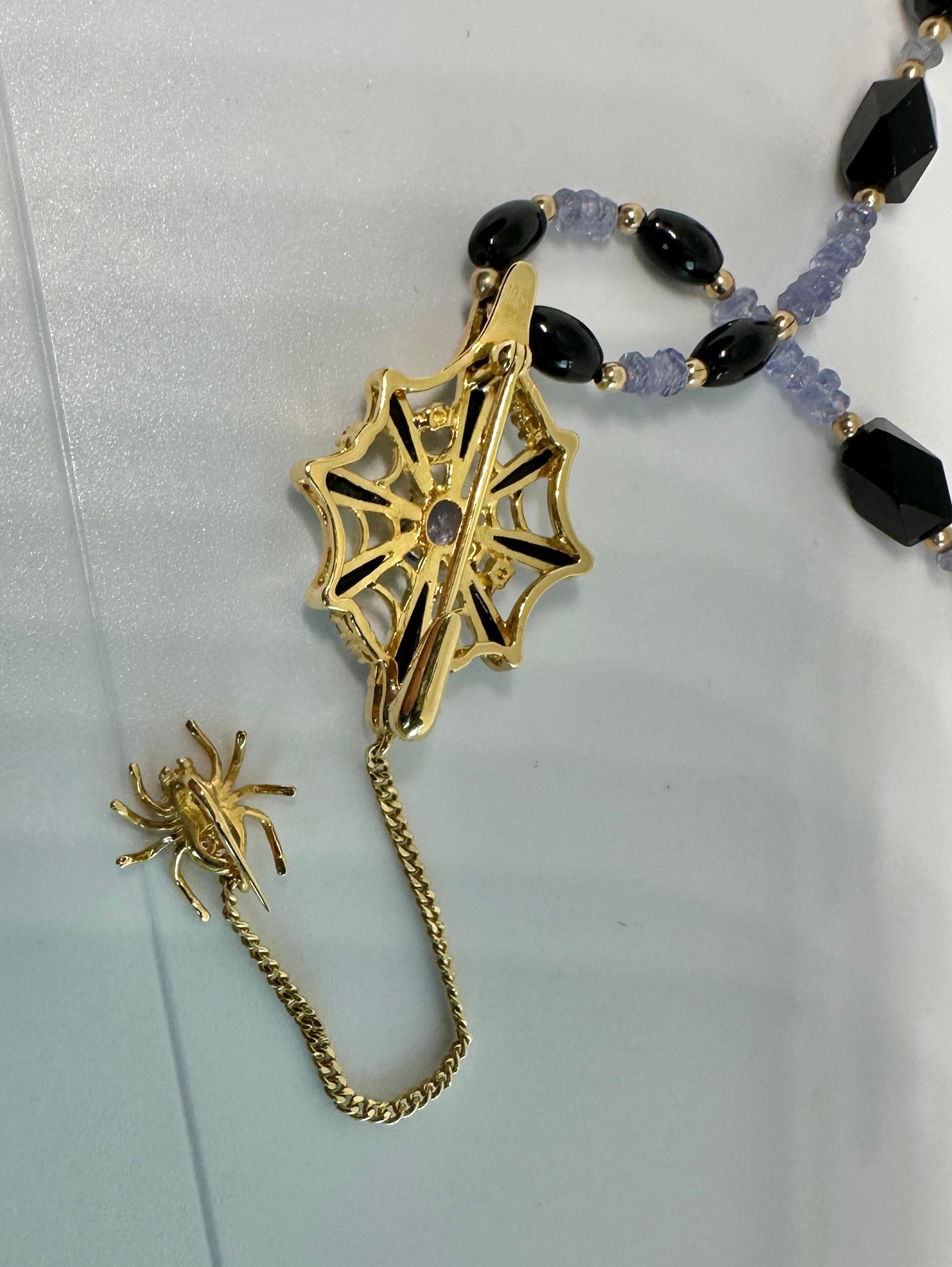 Collier Spider Web rose de France en or 18 carats, améthyste, émail et onyx en vente 9
