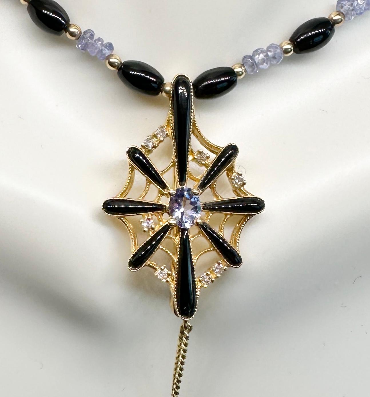 Collier Spider Web rose de France en or 18 carats, améthyste, émail et onyx en vente 2
