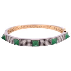 Bracelet jonc en onyx vert et diamants pointillés
