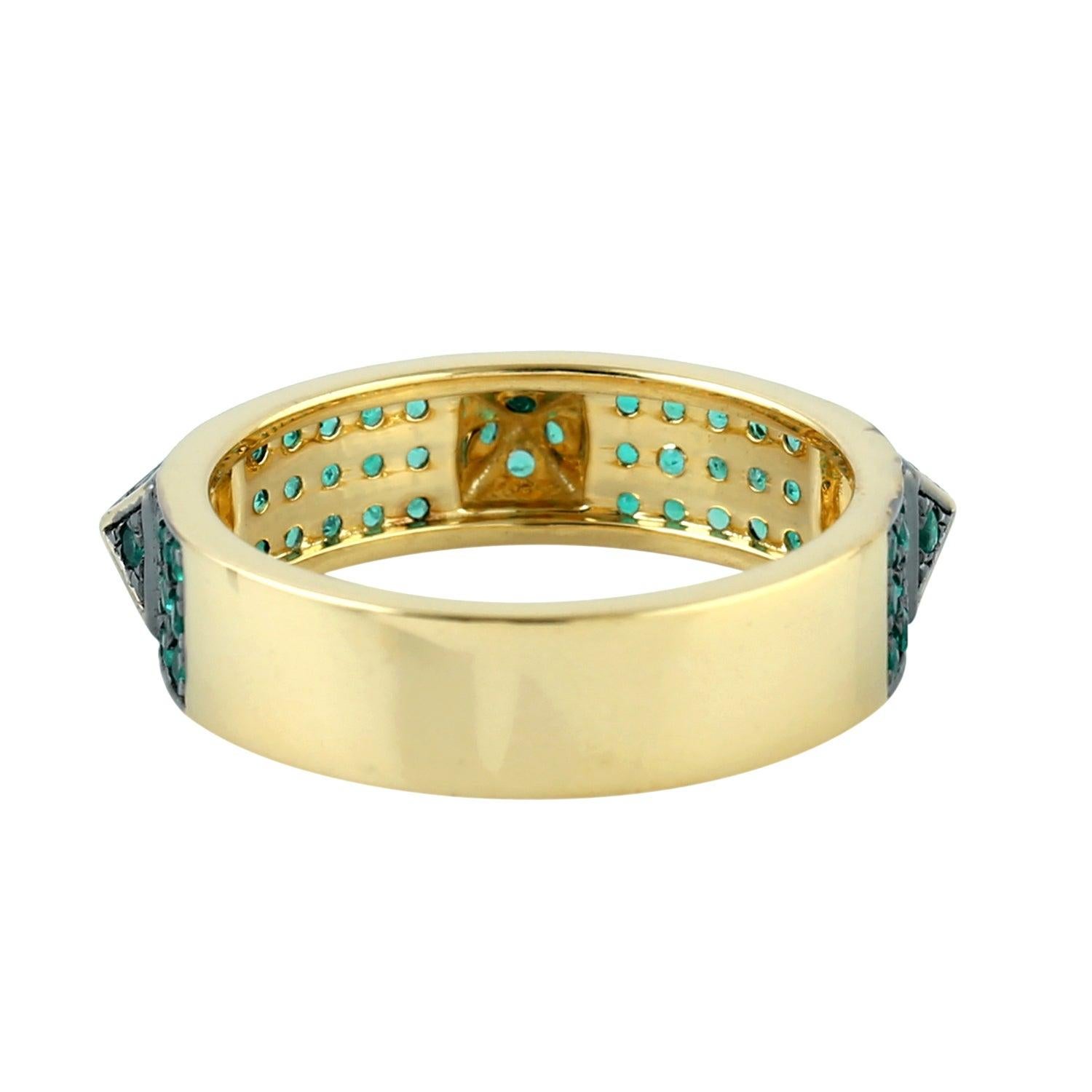 For Sale:  Spike Emerald 18 Karat Gold Band Ring 3