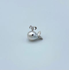 18Kt gold Whale brooch with Australian baroque pearl and black diamond