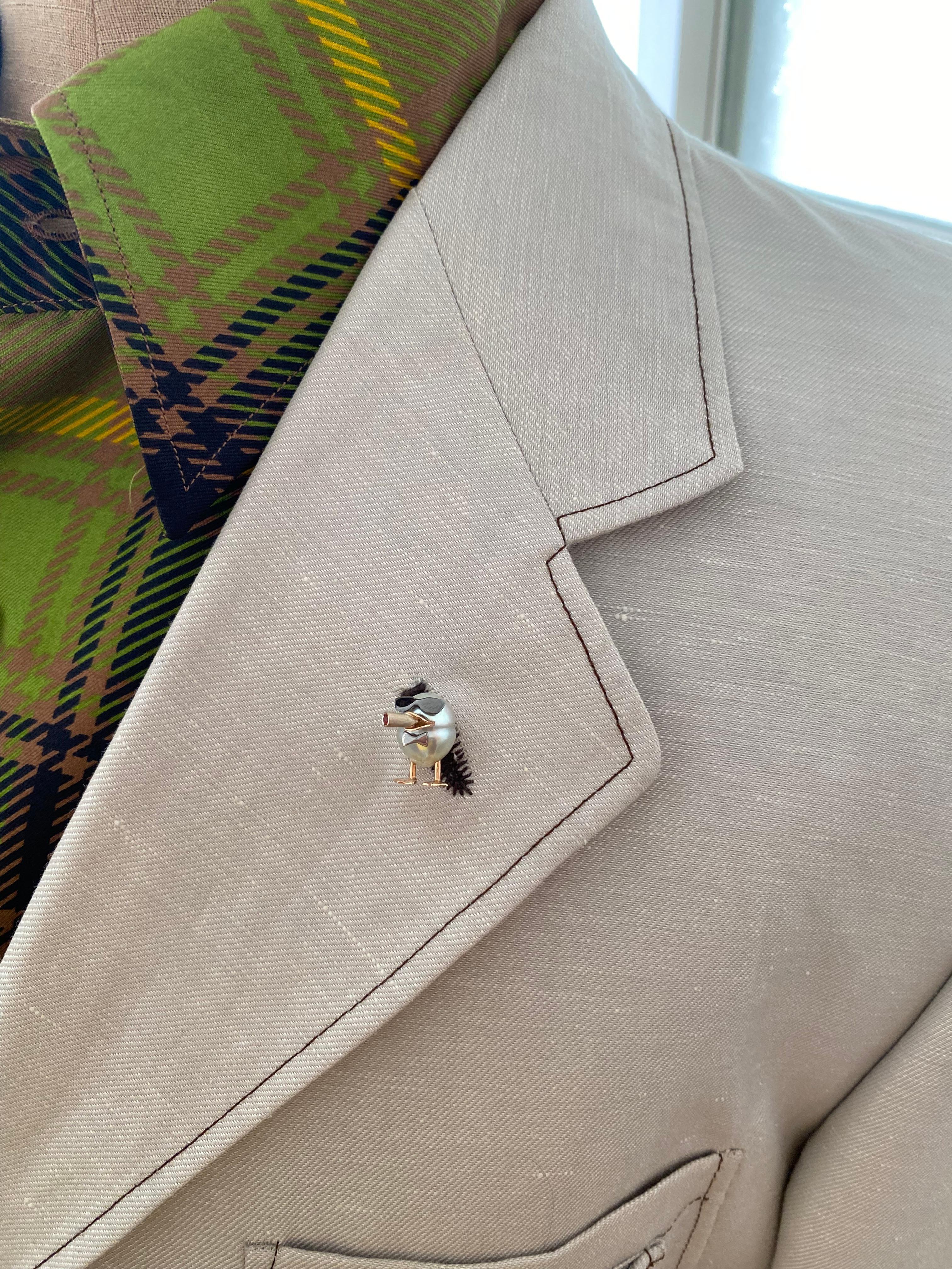 Duck jacket brooch cigar glasses and bow tie in 18Kt gold pearl and sapphire For Sale 5