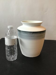 Vase en céramique à rayures bleues Spin