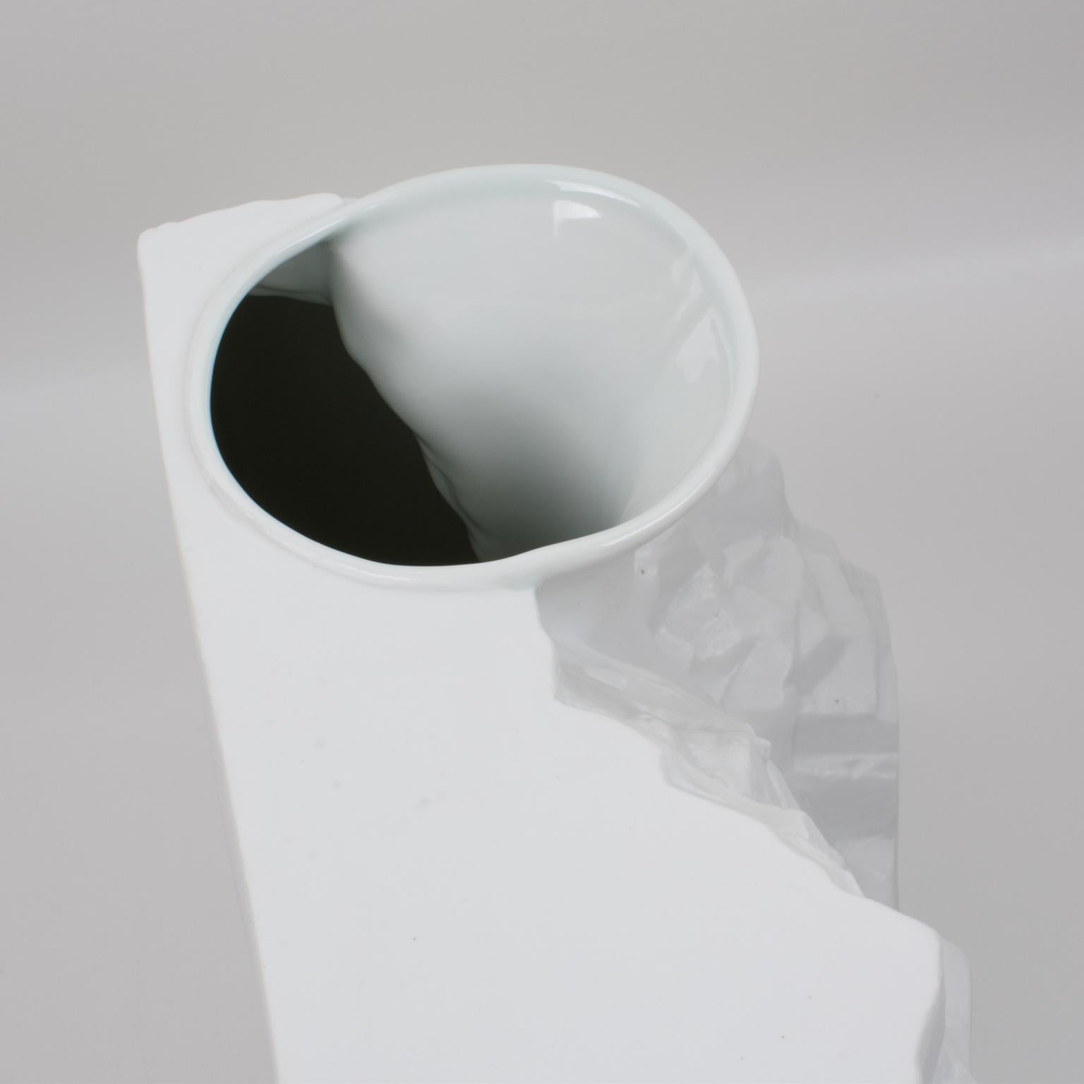 Spin Ceramics Shanghai Asian Modern White Ceramic Vase 4