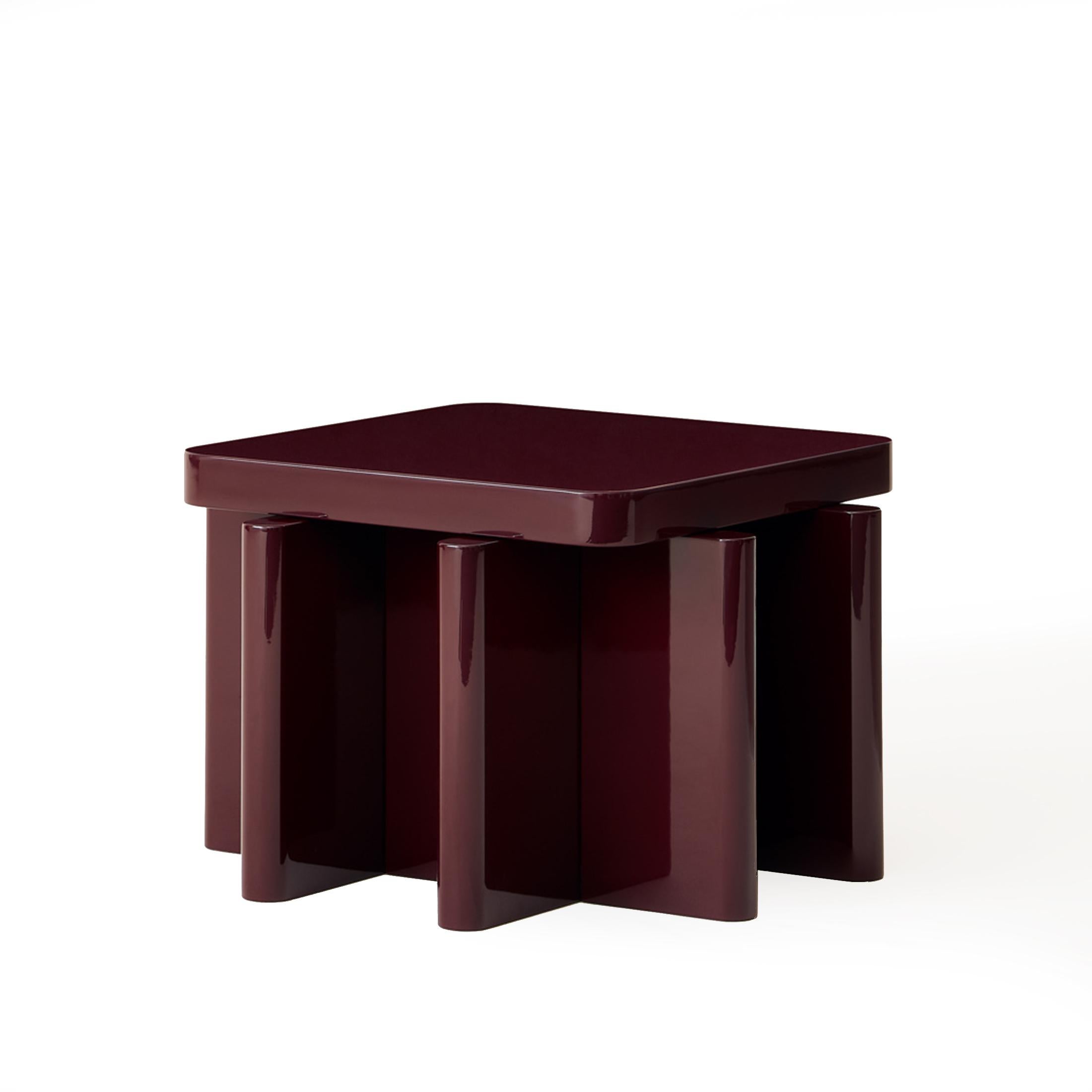 Lacquer Spina Table in Lac Wood Bordeaux 2+2 Edit by Portego For Sale
