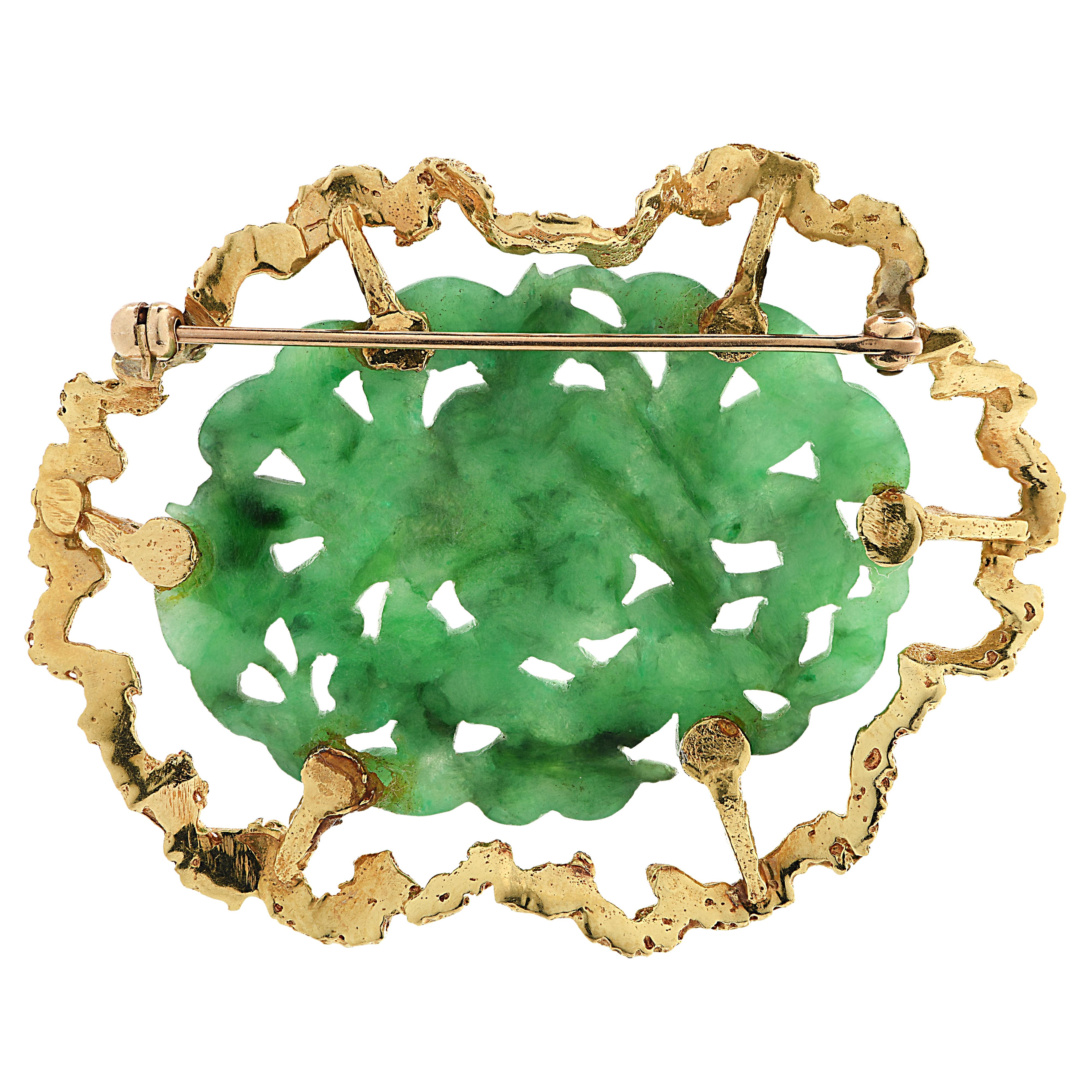 Modern Spinach Jade and Yellow Gold Brooch Pin