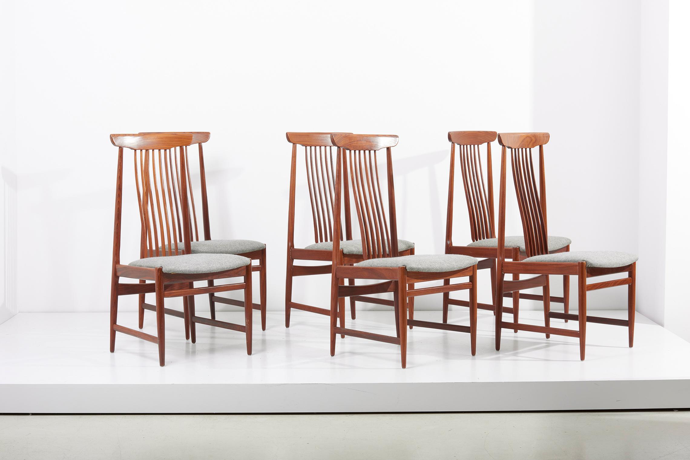 Mid-Century Modern Spindle Back Dining Chairs, Denmark, 1960s For Sale